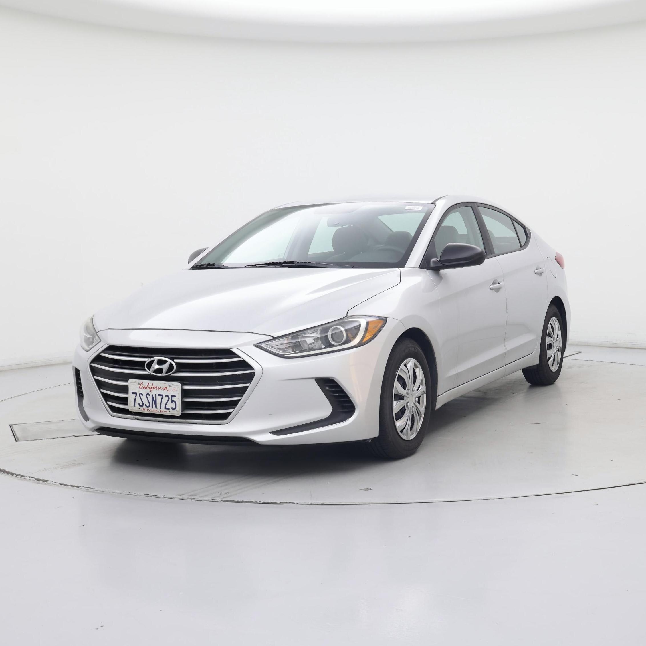 Thumbnail: 2017 Hyundai Elantra - 4