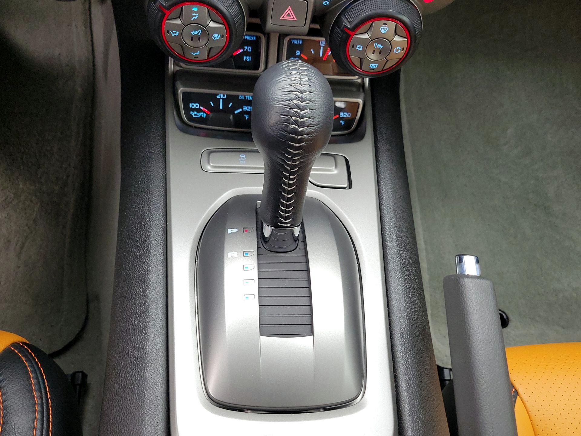 Thumbnail: 2014 Chevrolet Camaro - 17
