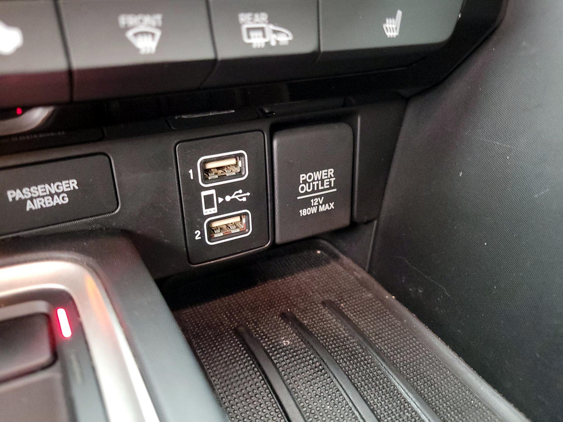 Thumbnail: 2020 Honda Insight - 18