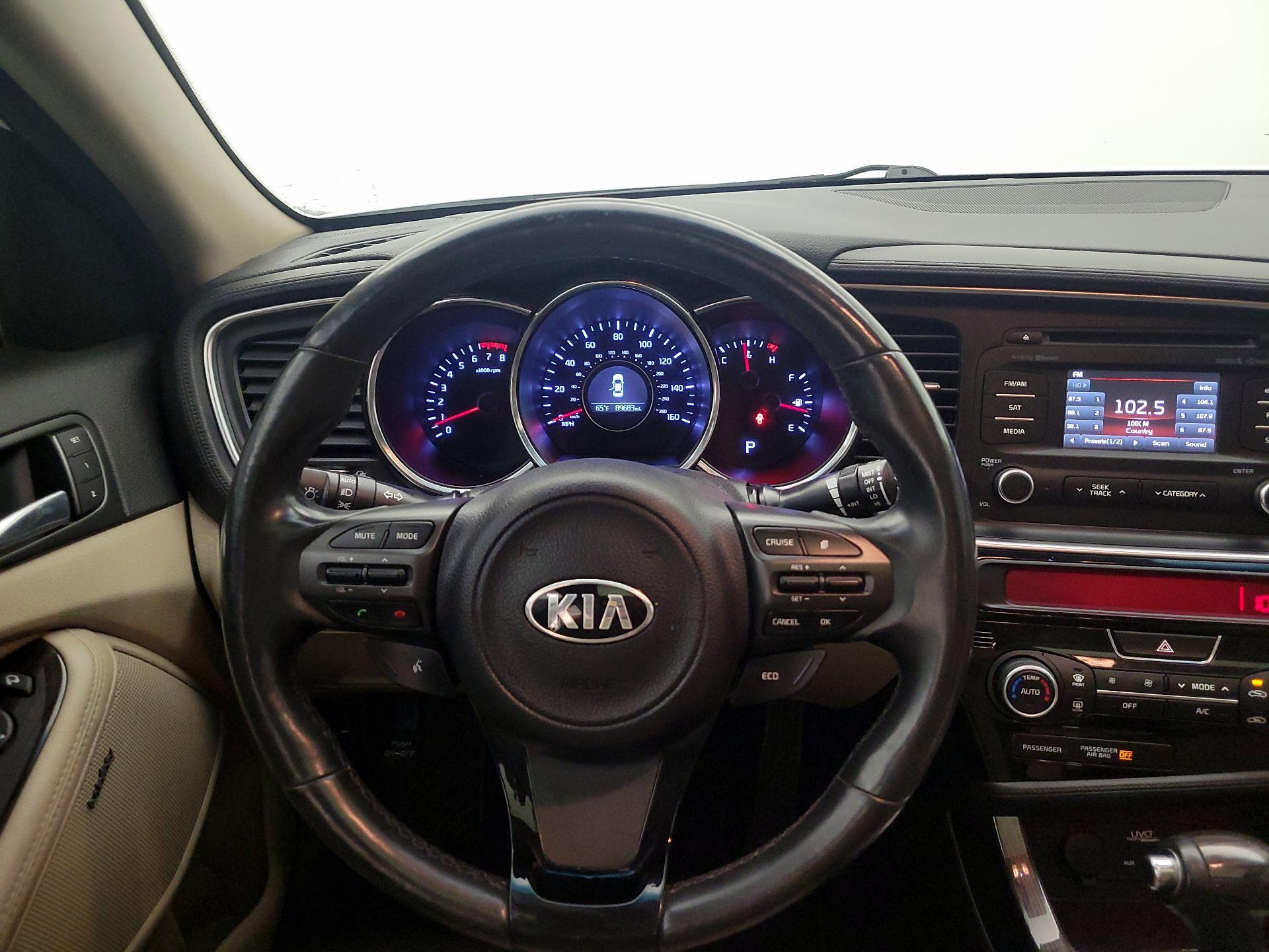 Thumbnail: 2014 Kia Optima - 10