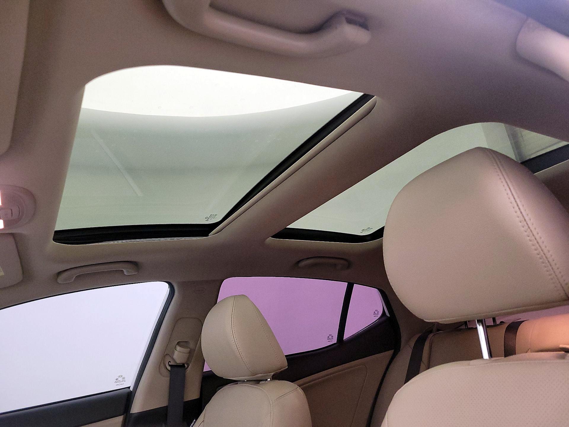 Thumbnail: 2014 Kia Optima - 19