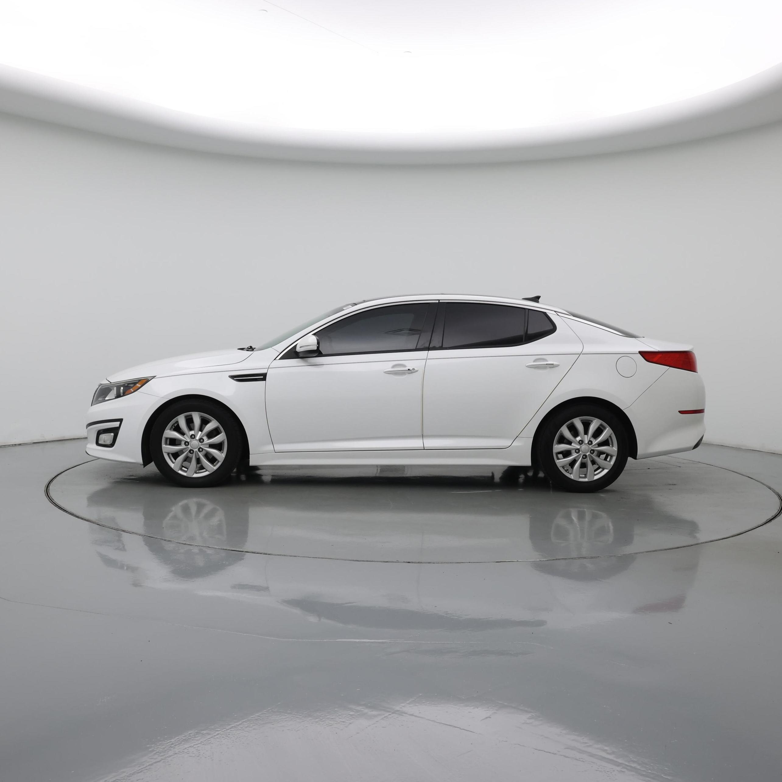 Thumbnail: 2014 Kia Optima - 3