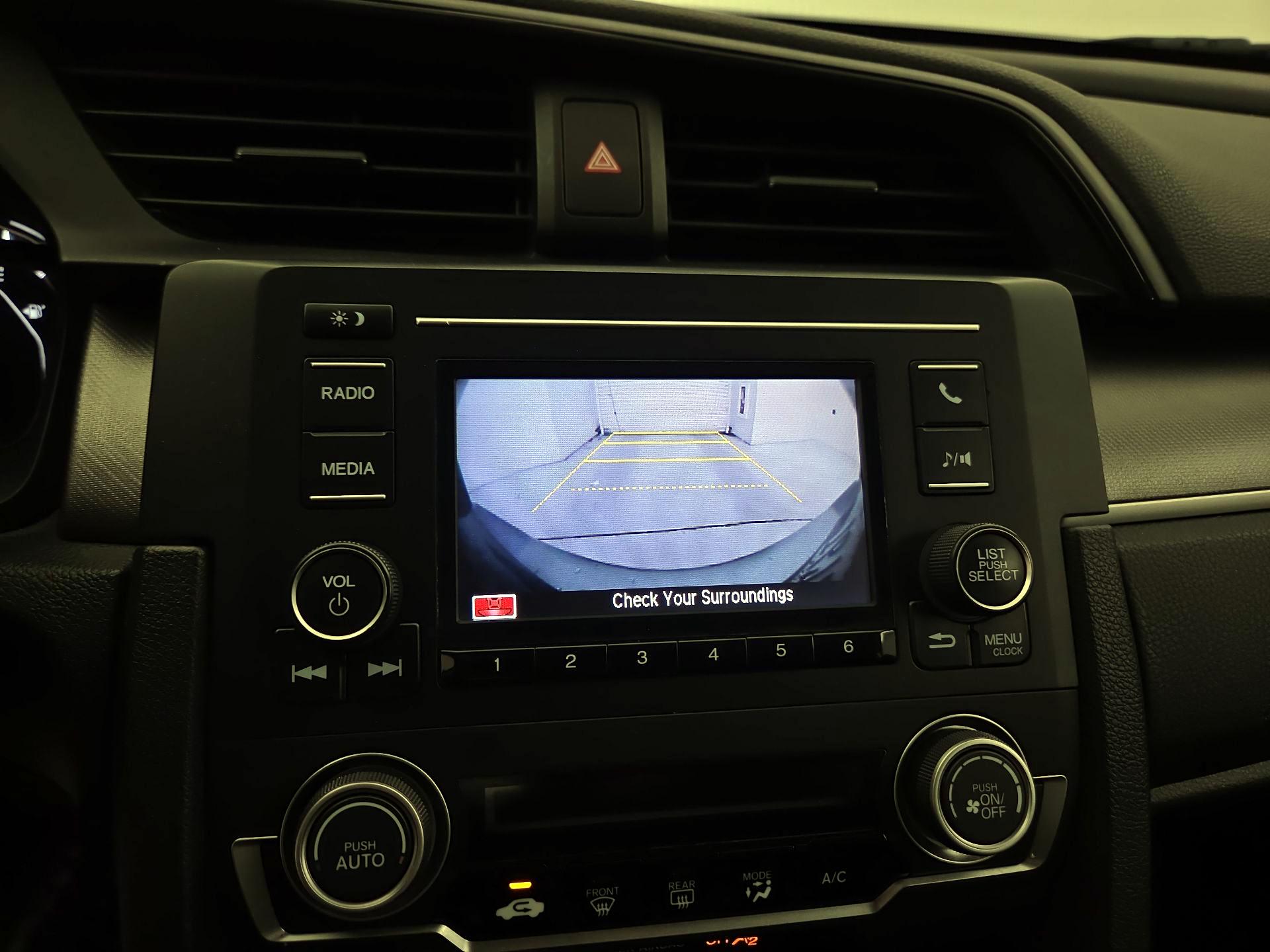 Thumbnail: 2016 Honda Civic - 14