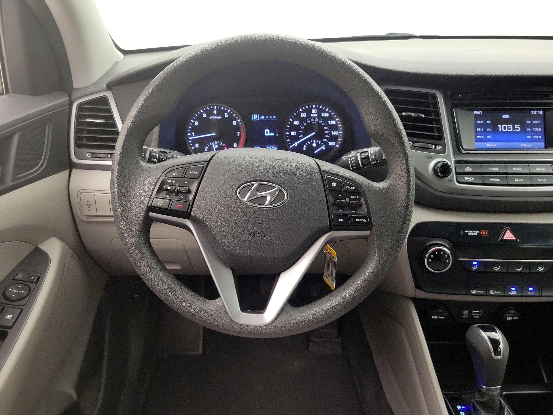 Thumbnail: 2017 Hyundai Tucson - 10