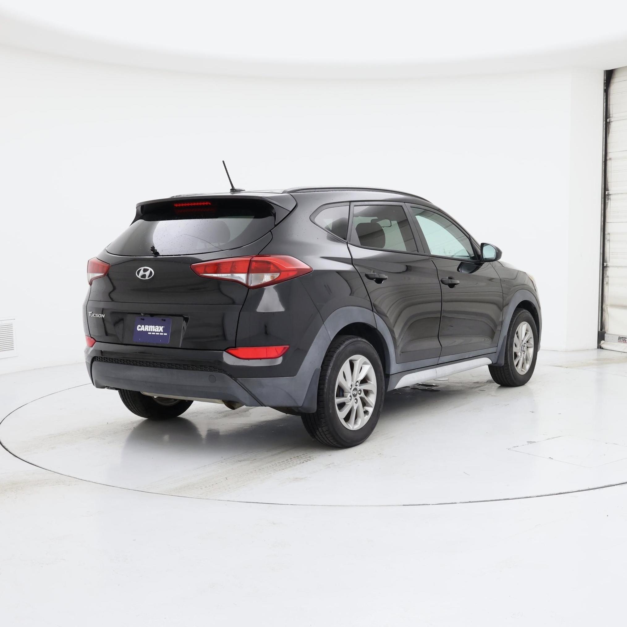 Thumbnail: 2017 Hyundai Tucson - 8