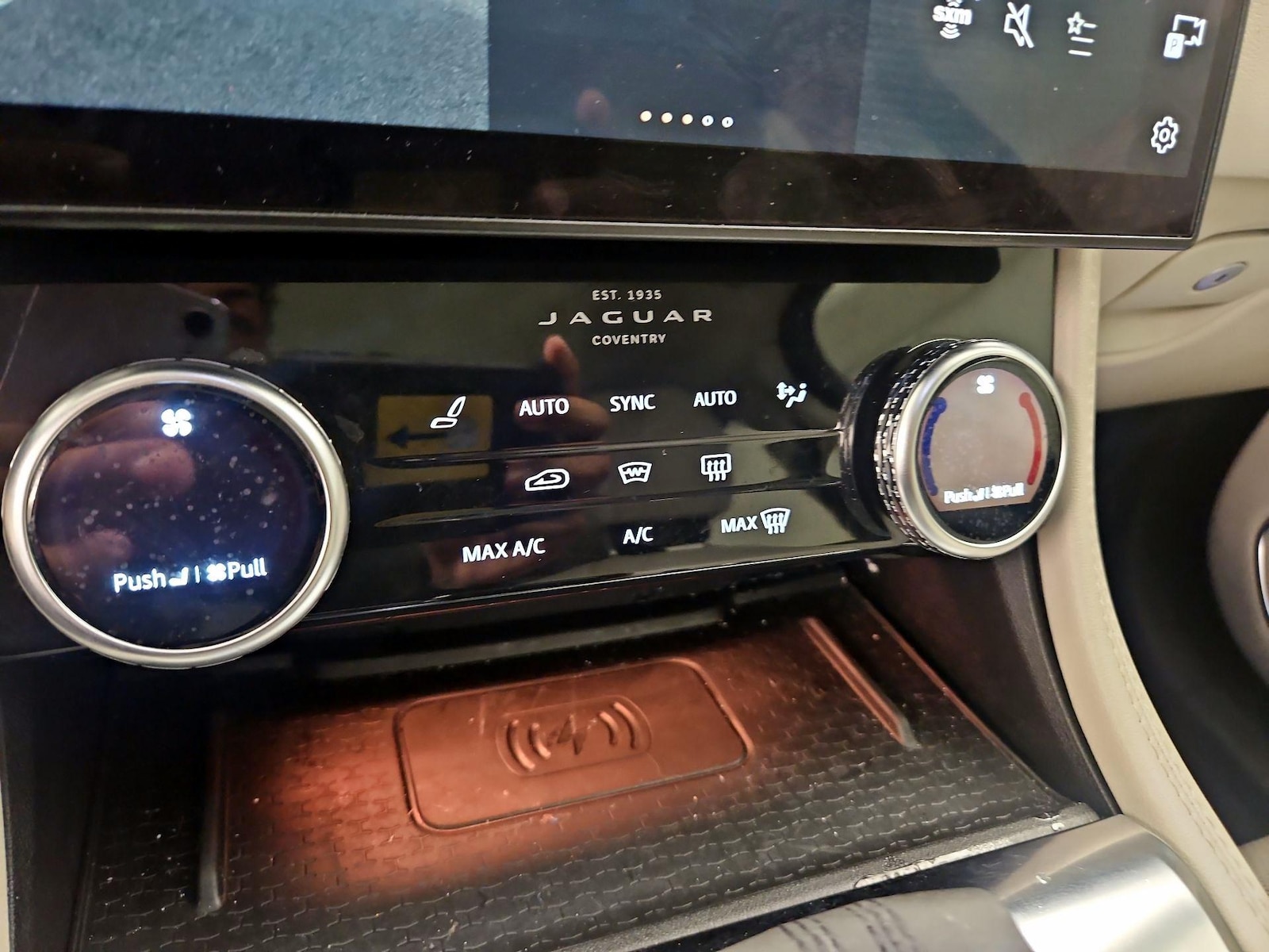 2022 Jaguar F-Pace S - Photo 18