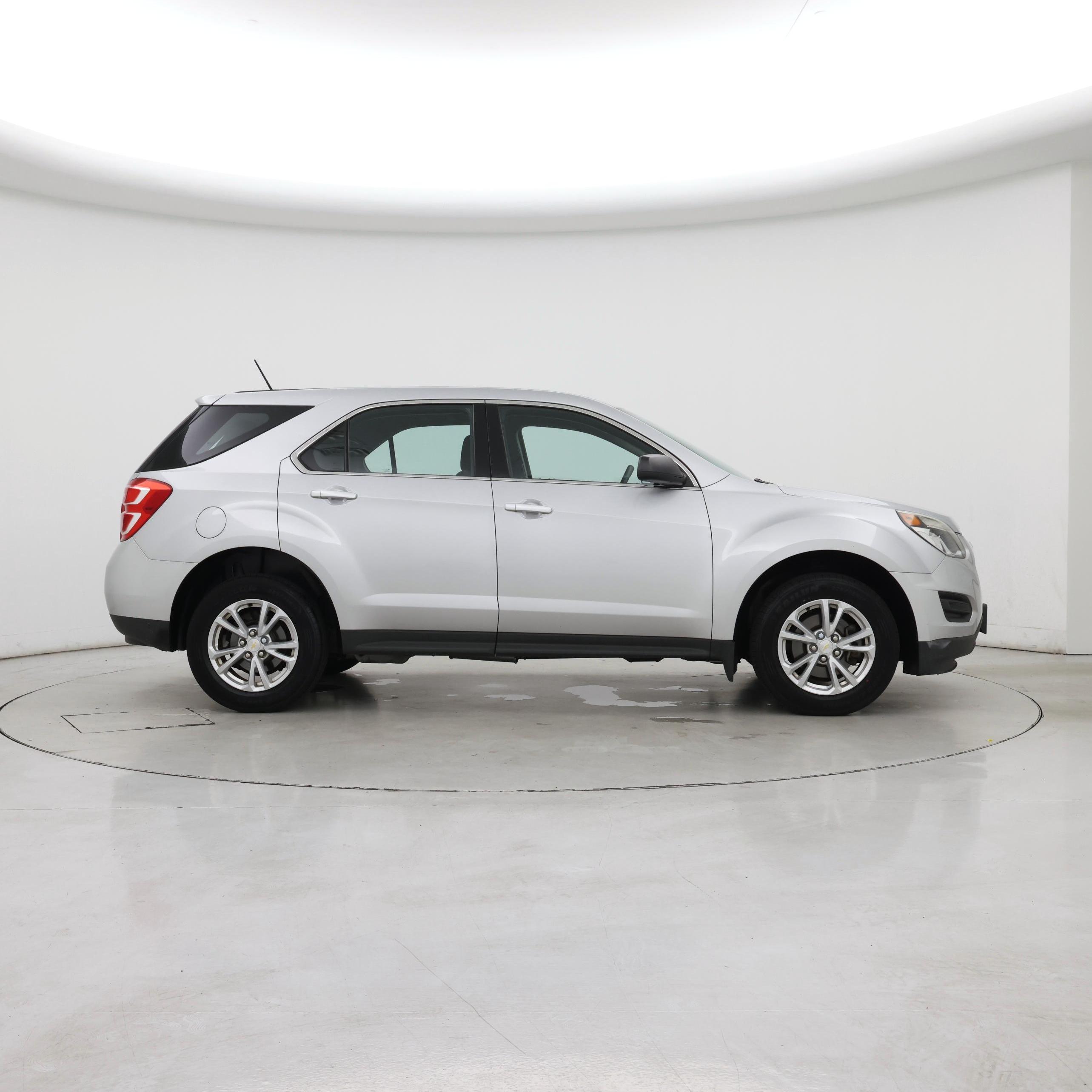 Thumbnail: 2017 Chevrolet Equinox - 7
