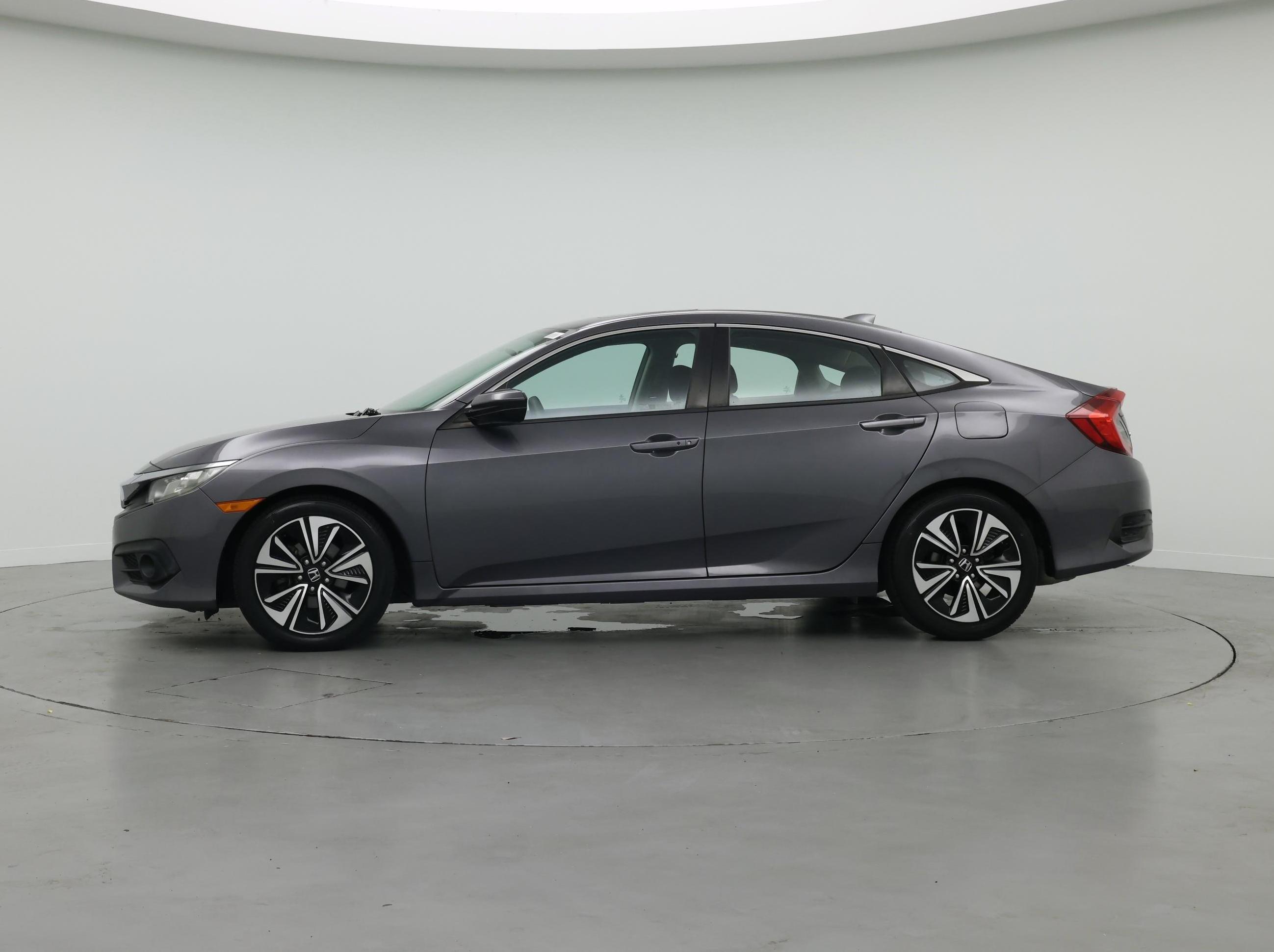 Thumbnail: 2017 Honda Civic - 3