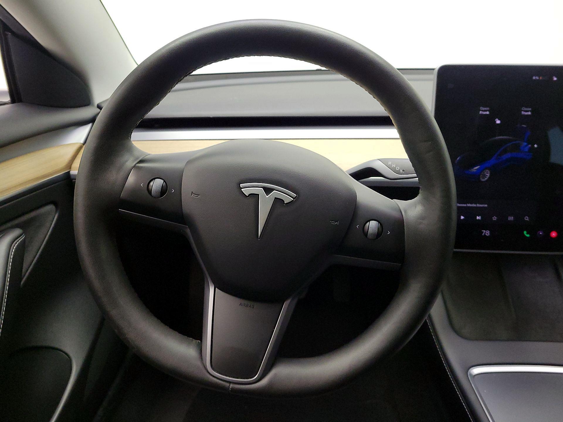 Thumbnail: 2022 Tesla Model 3 - 10