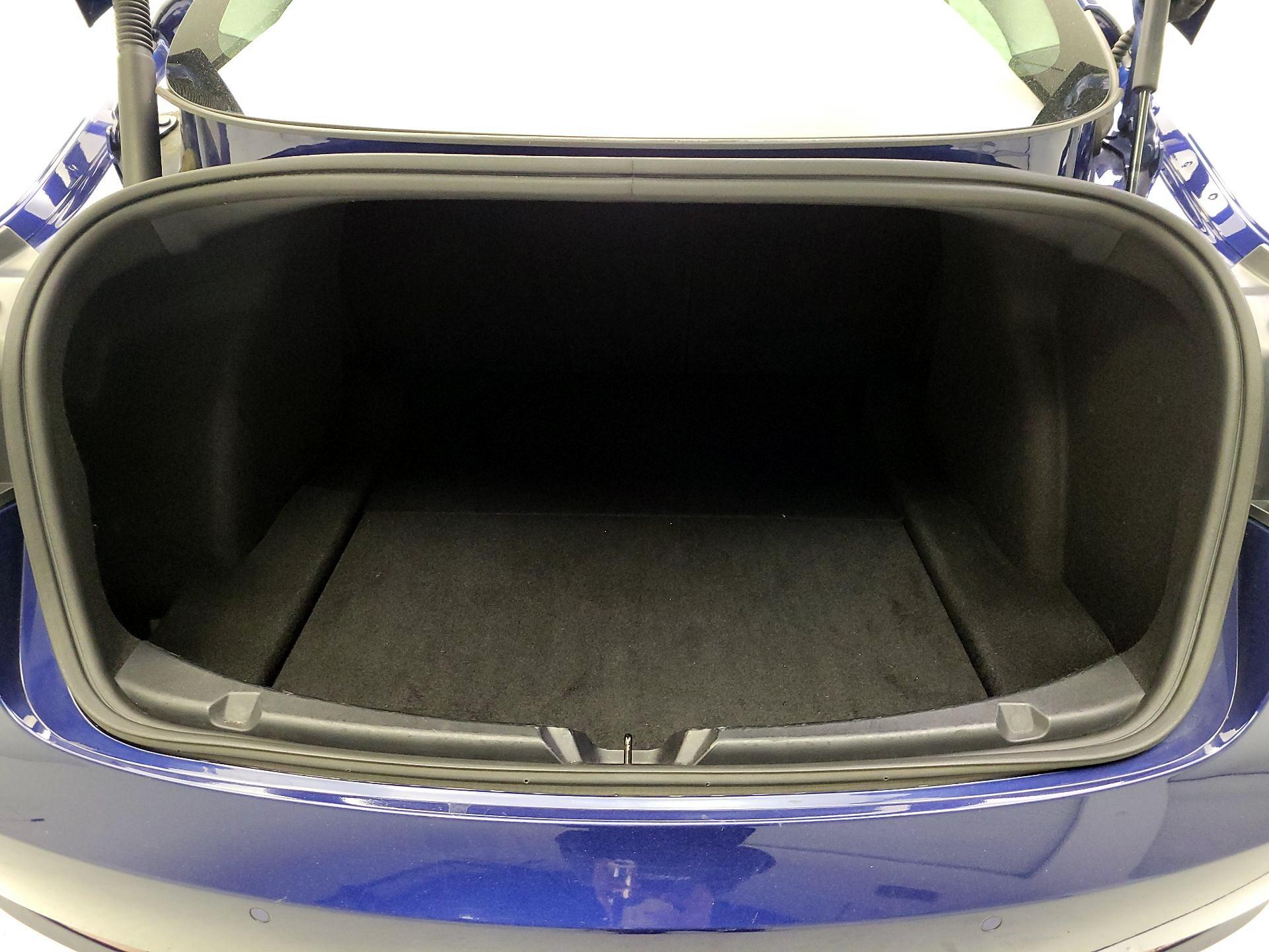 Thumbnail: 2022 Tesla Model 3 - 20