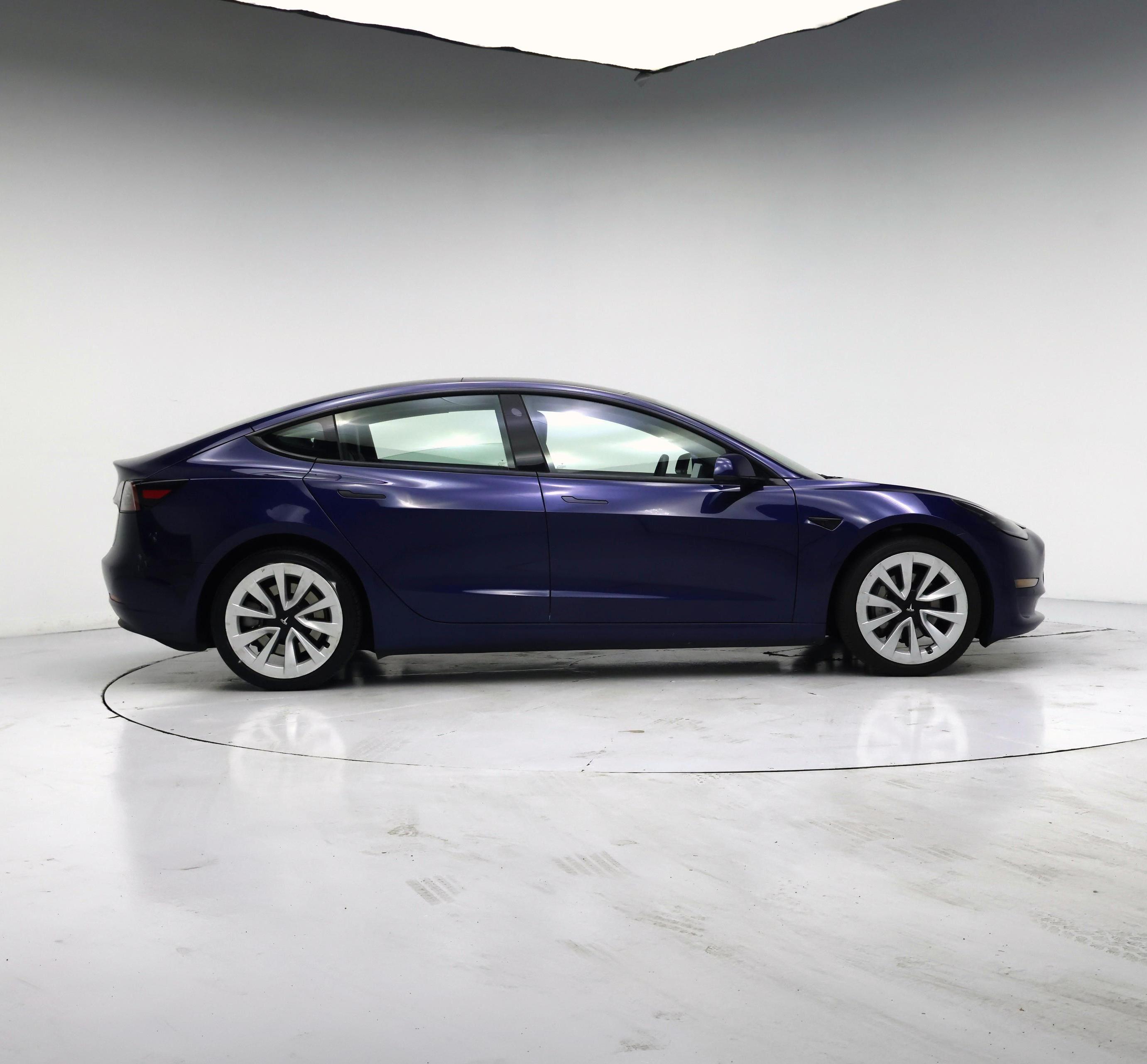 Thumbnail: 2022 Tesla Model 3 - 7