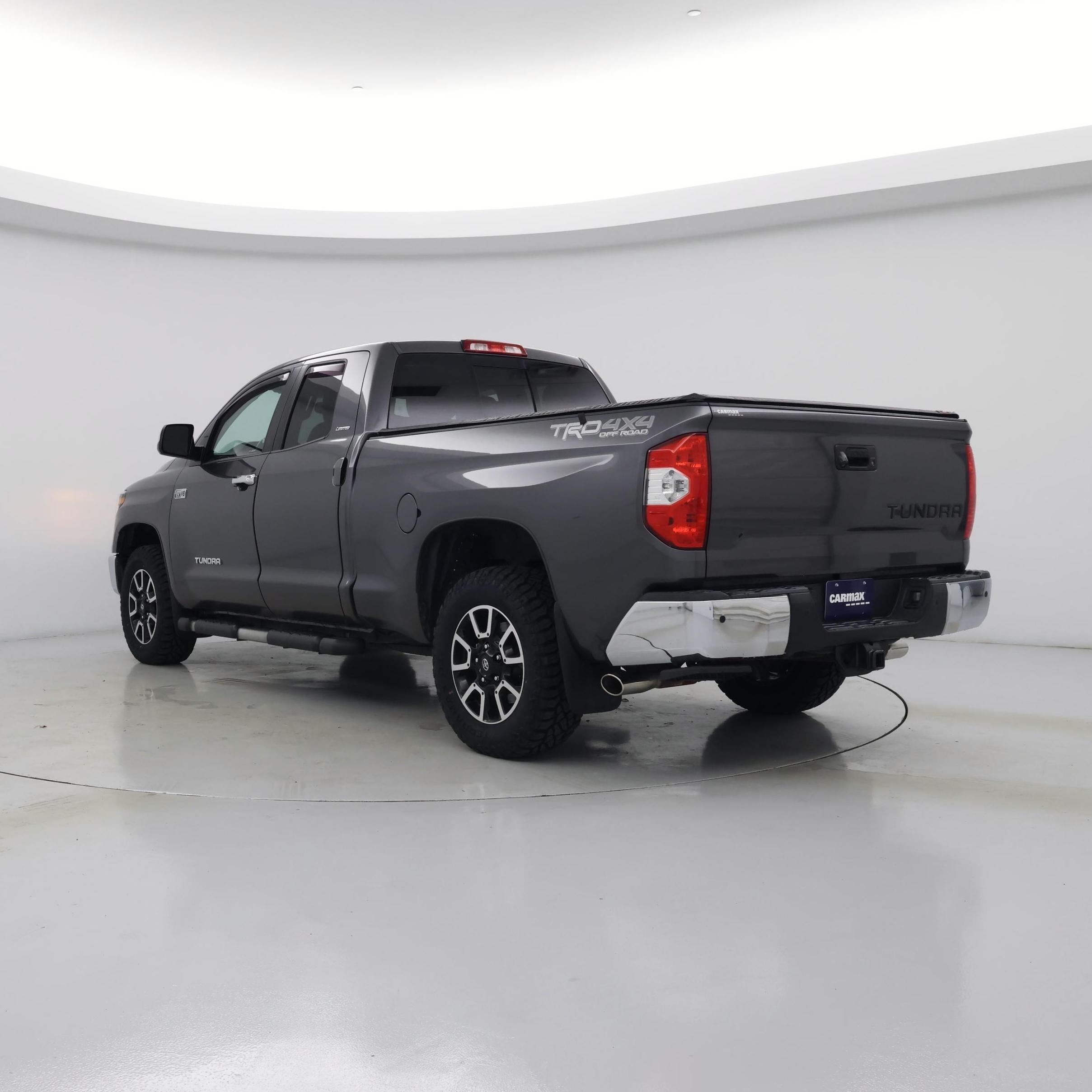 Thumbnail: 2015 Toyota Tundra - 2