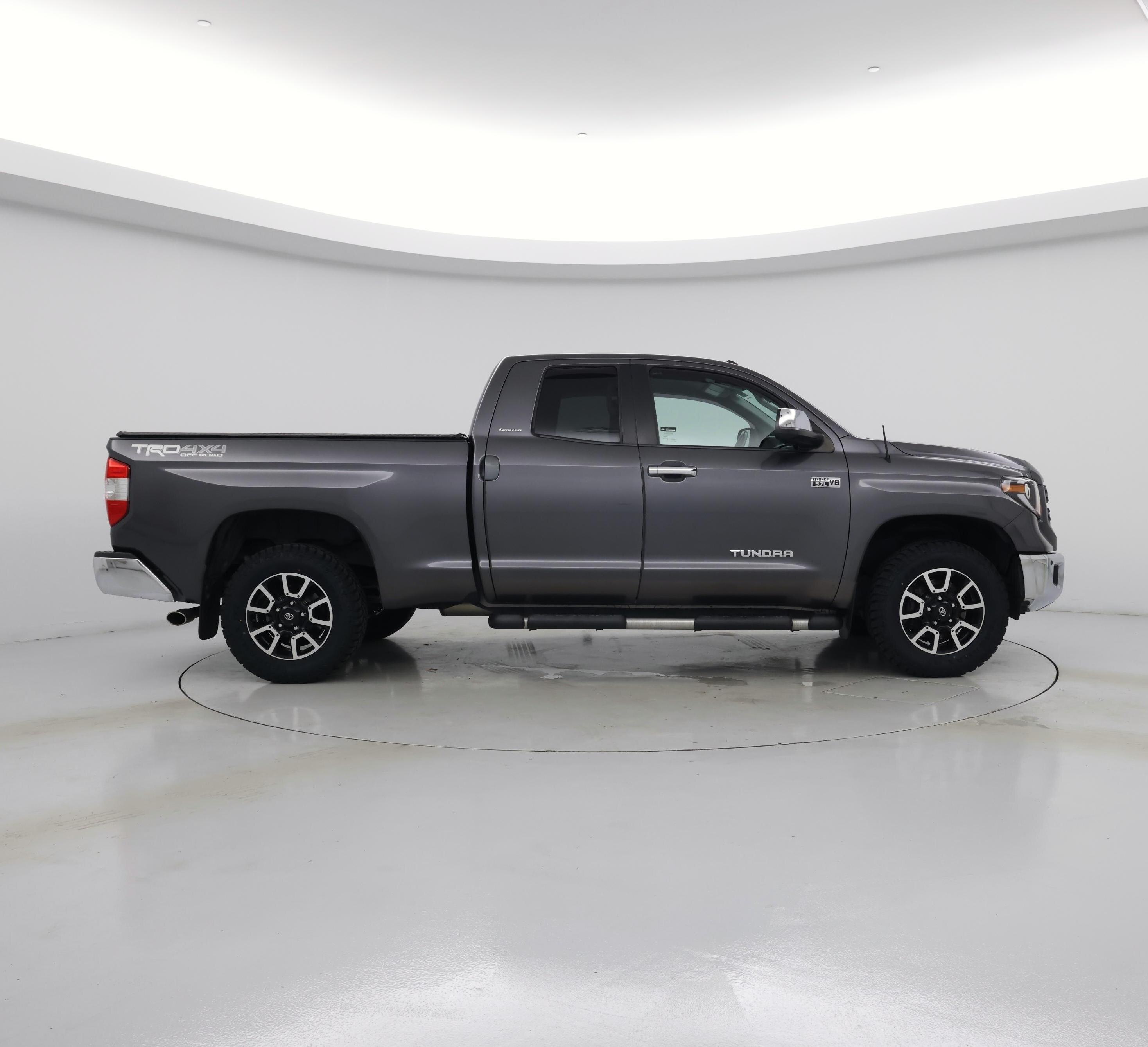 Thumbnail: 2015 Toyota Tundra - 7