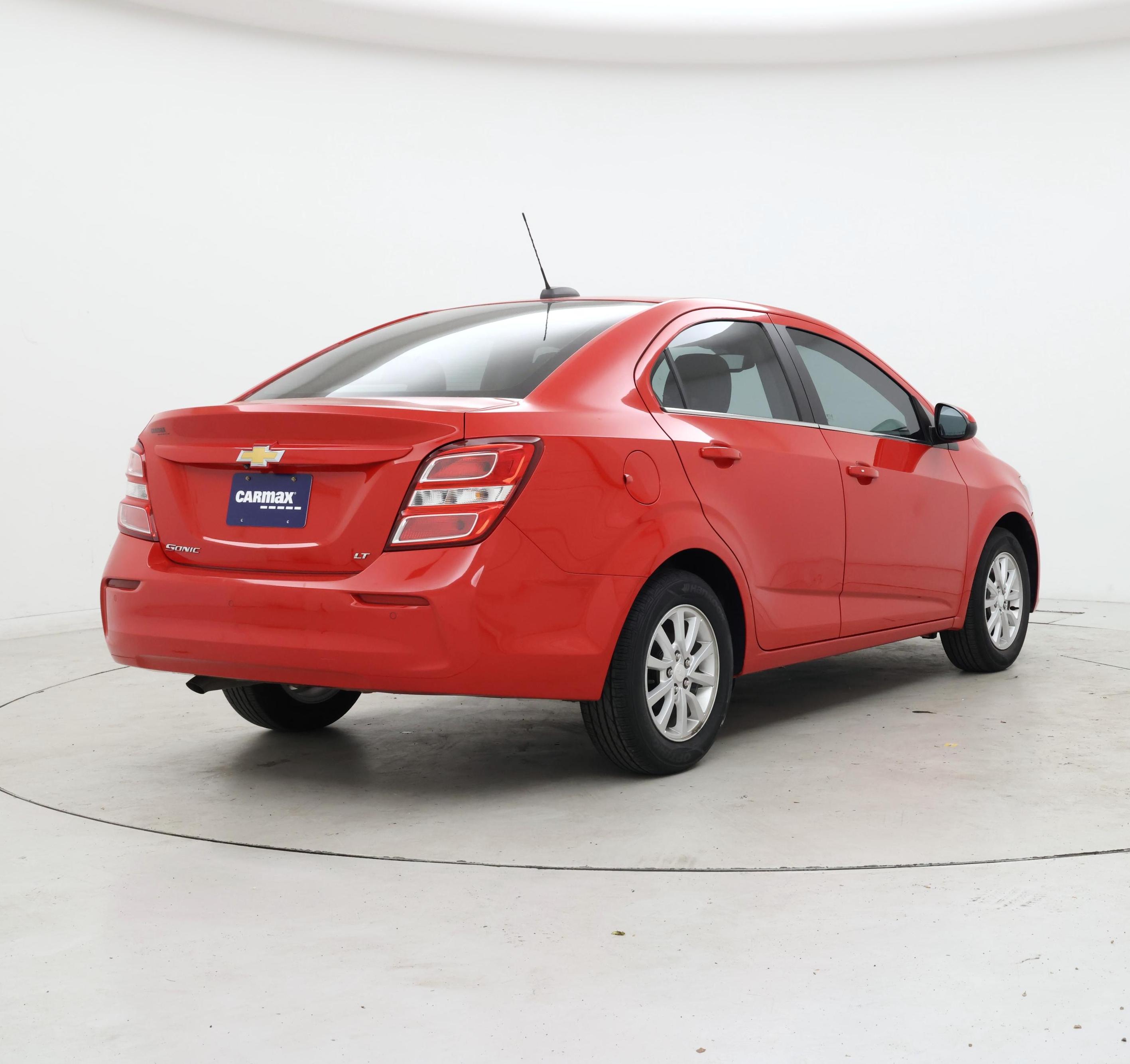 Thumbnail: 2020 Chevrolet Sonic - 8