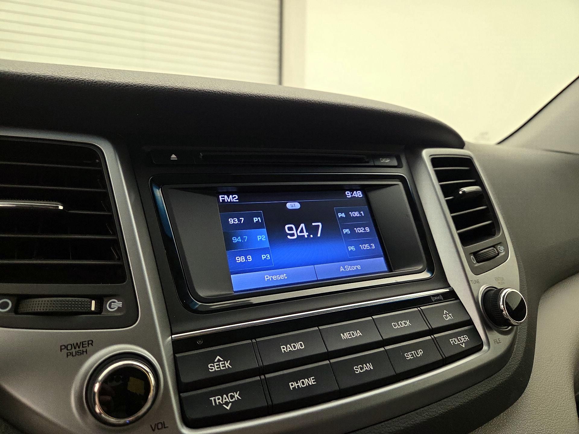 Thumbnail: 2016 Hyundai Tucson - 13