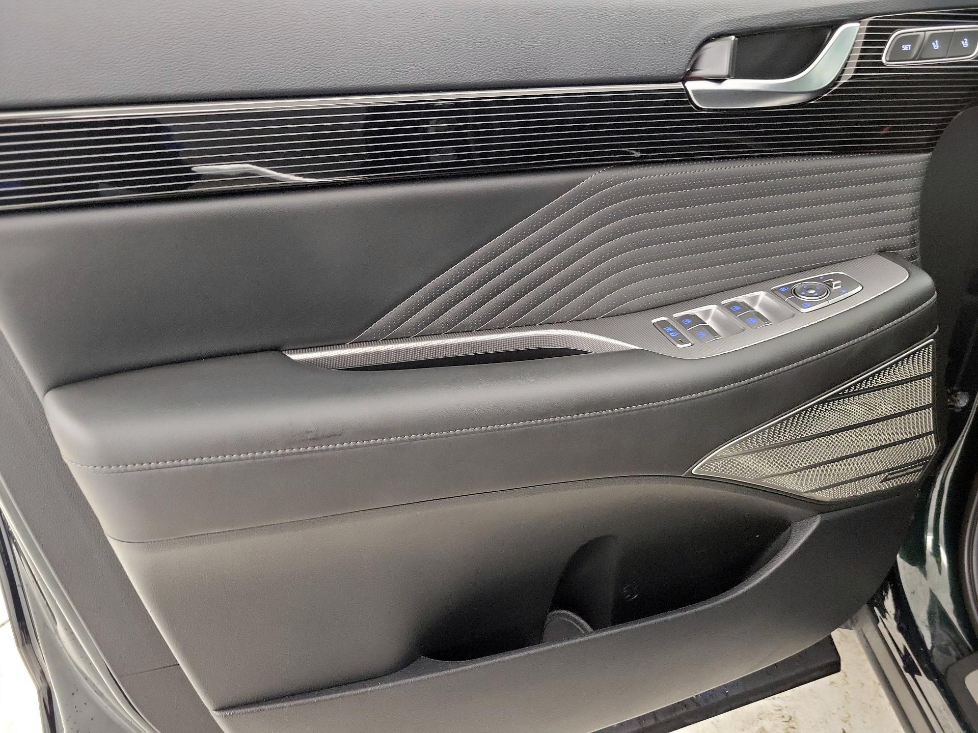 Thumbnail: 2025 Hyundai Palisade - 12