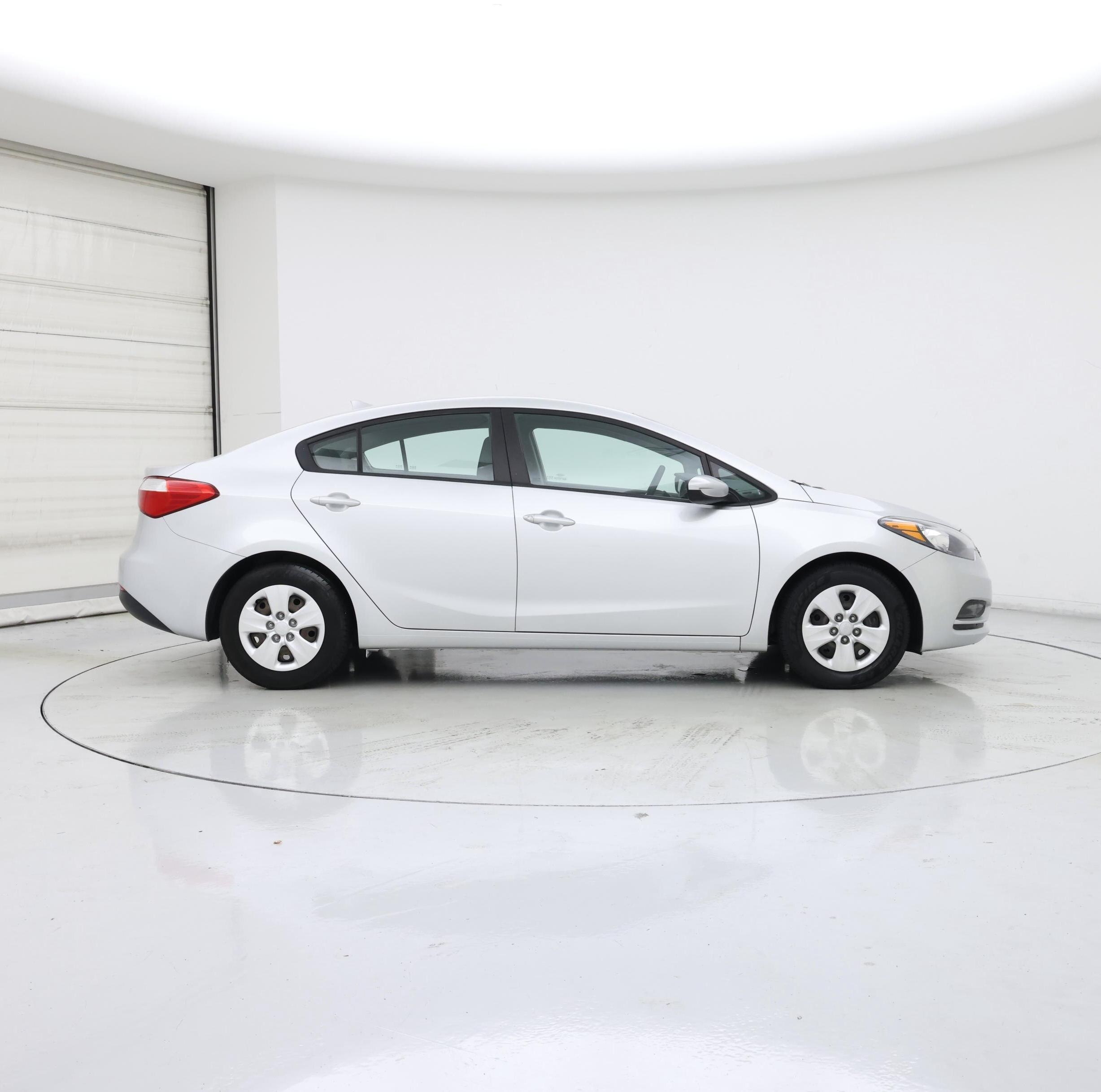 Thumbnail: 2015 Kia Forte - 7