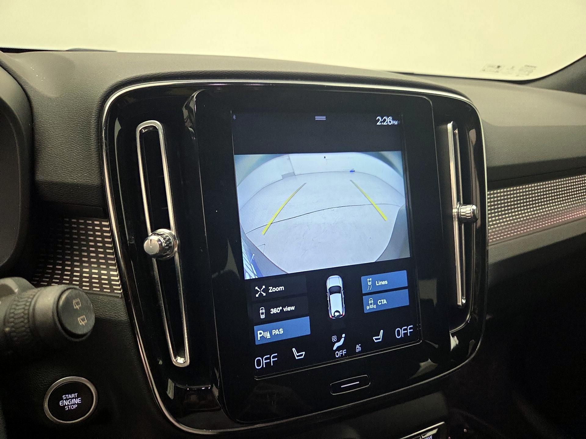 Thumbnail: 2020 Volvo XC40 - 14