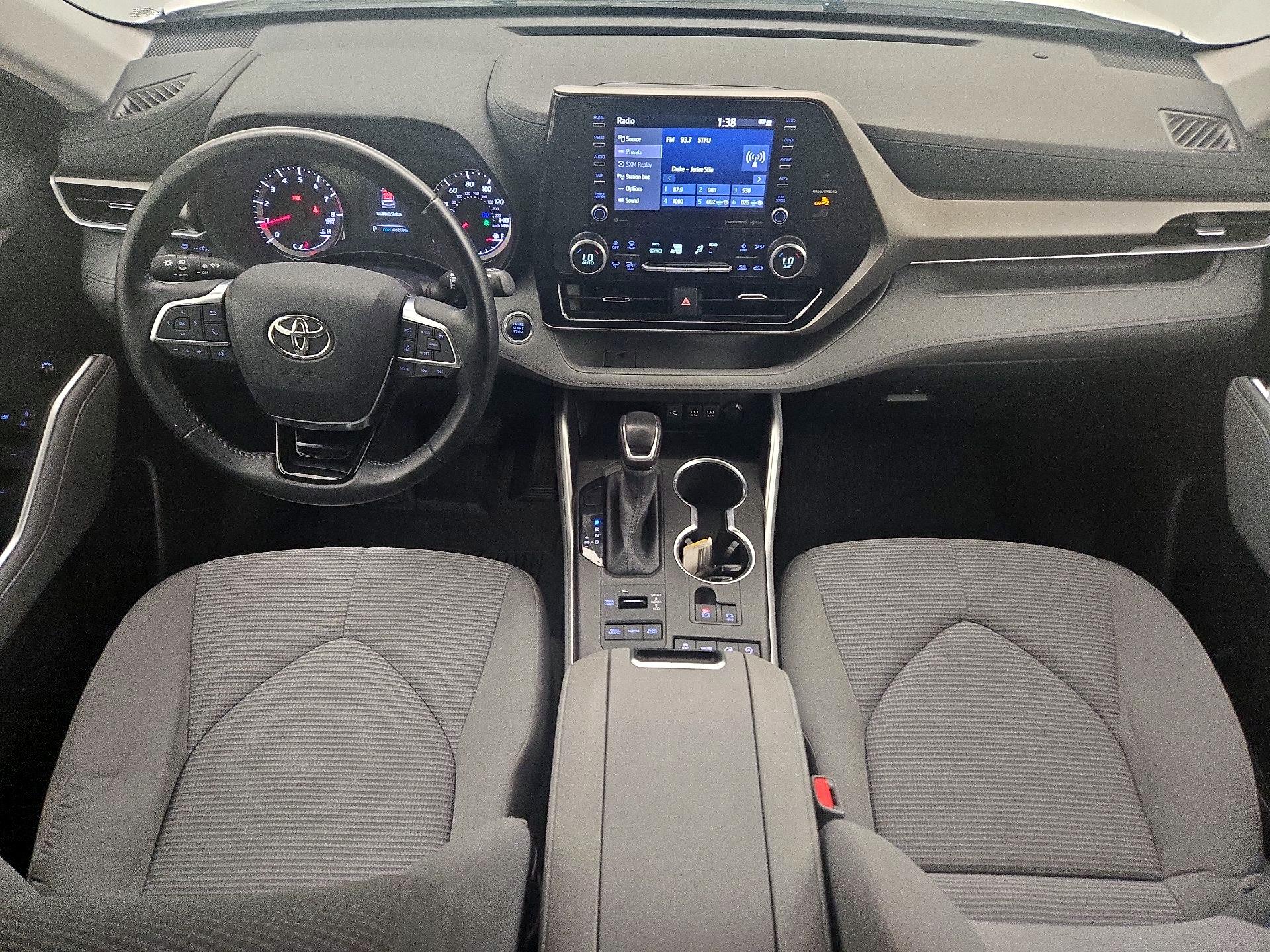 Thumbnail: 2020 Toyota Highlander - 9