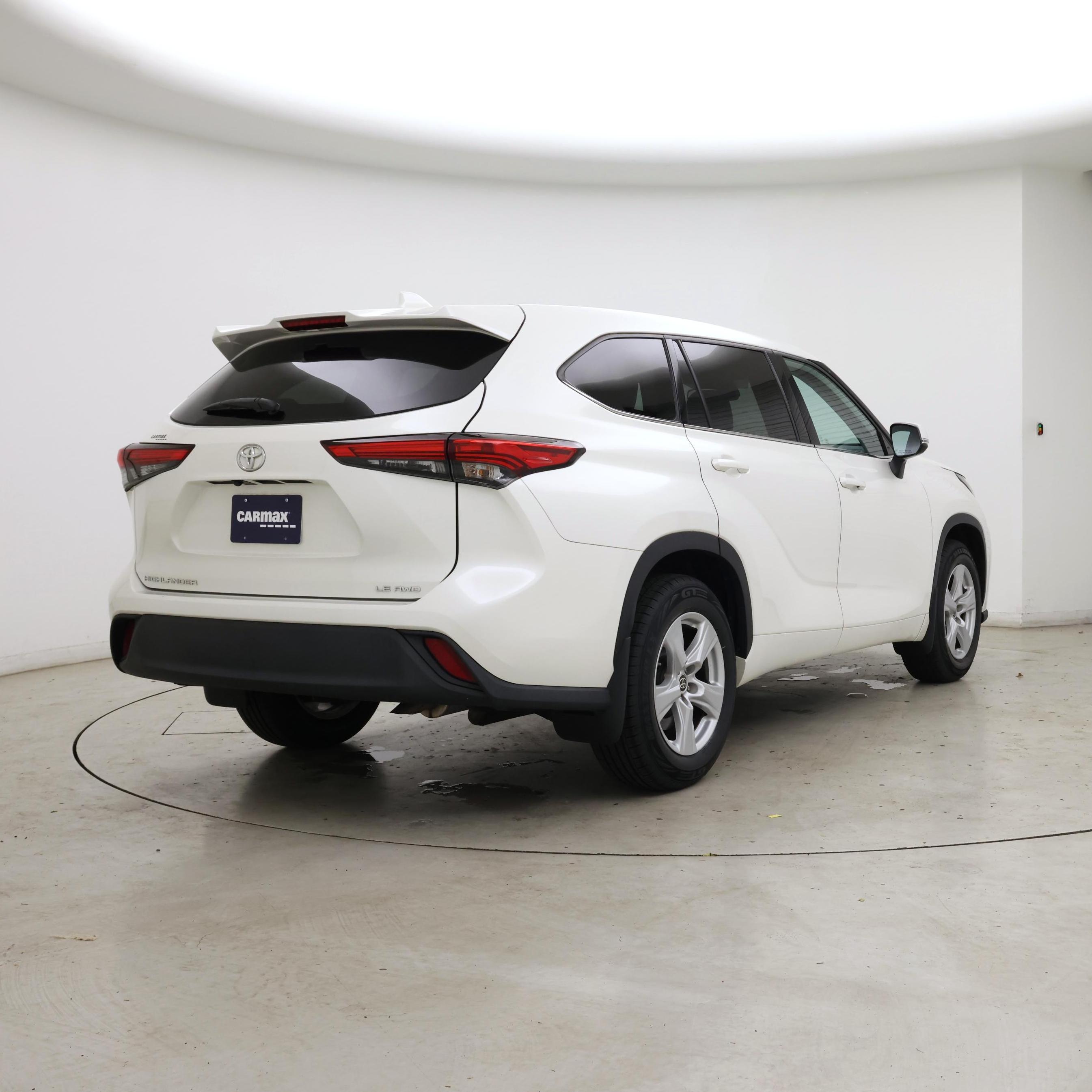 Thumbnail: 2020 Toyota Highlander - 8