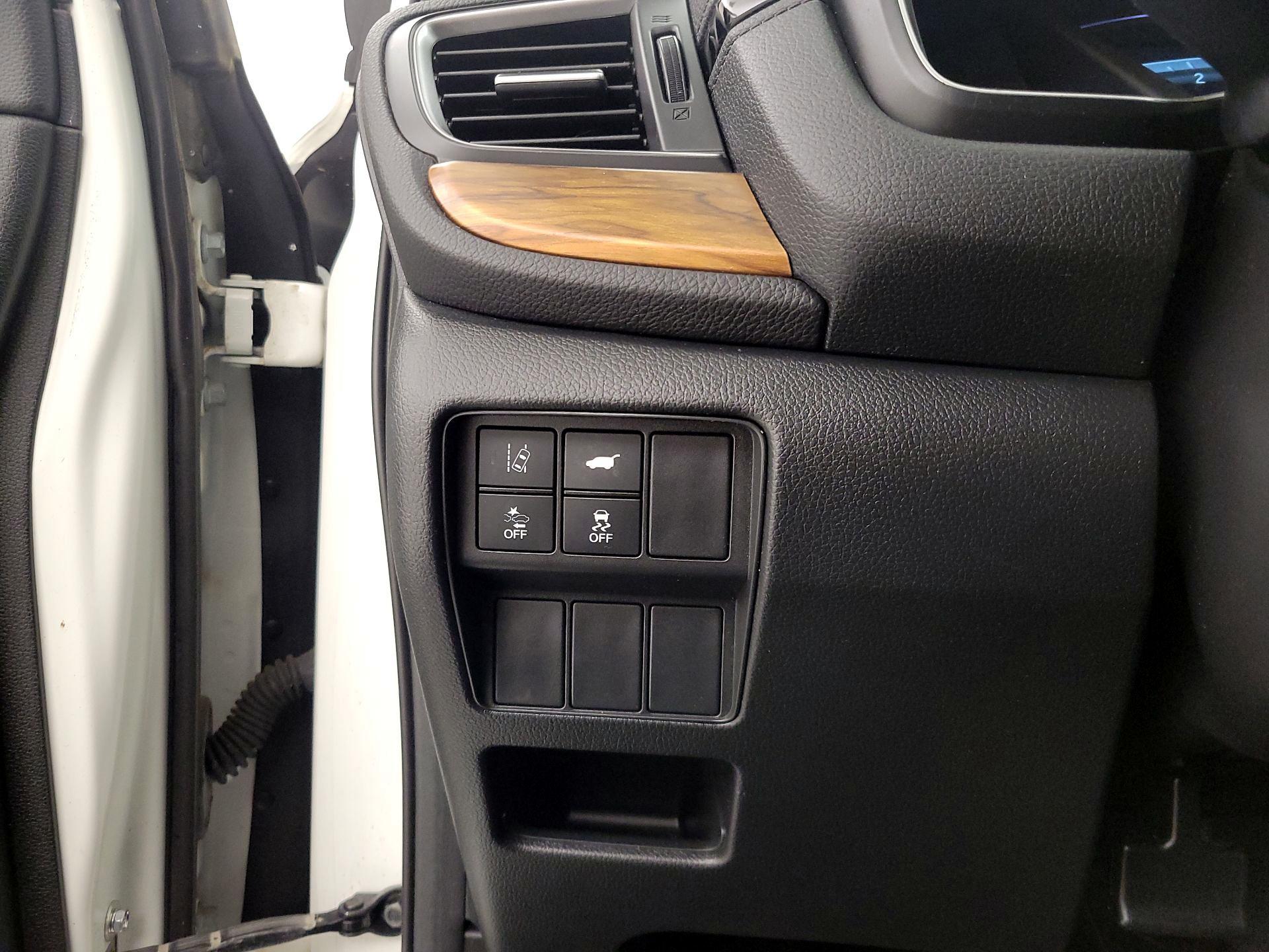 Thumbnail: 2017 Honda CR-V - 13