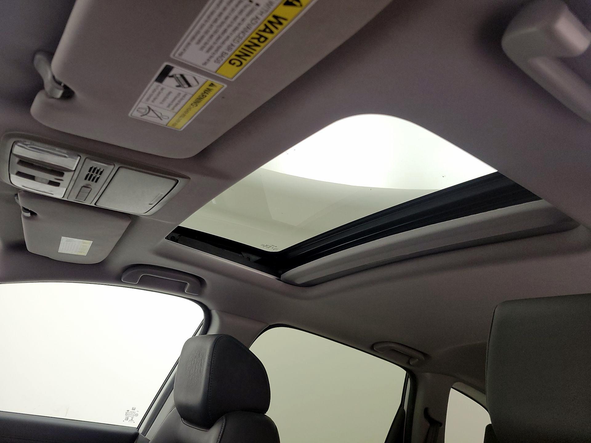 Thumbnail: 2017 Honda CR-V - 19