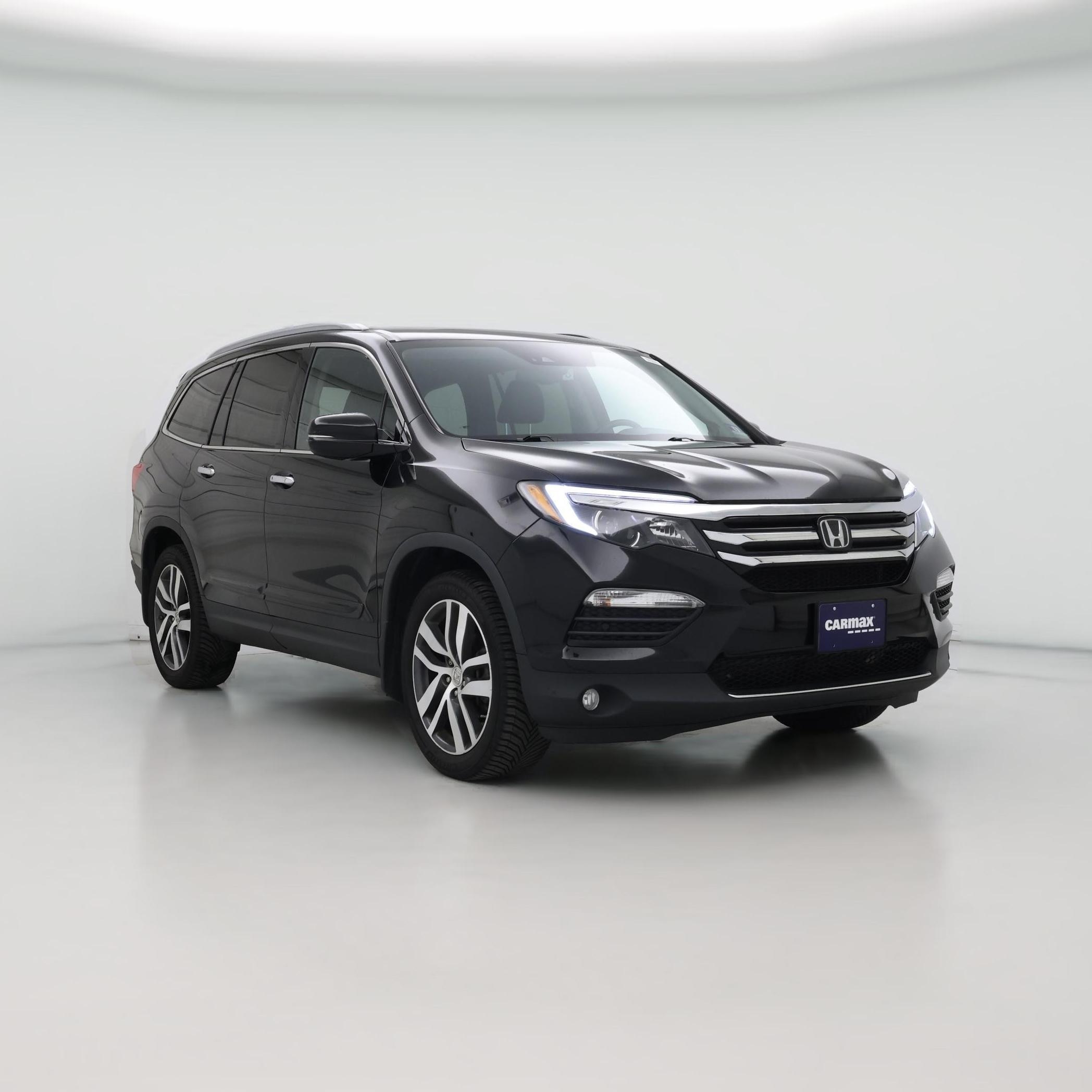Thumbnail: 2017 Honda Pilot - 1