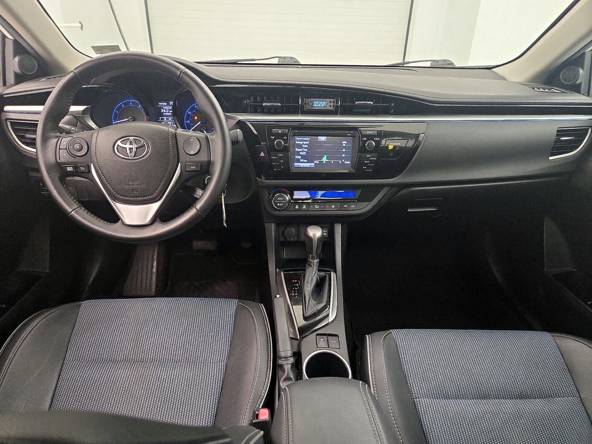 Thumbnail: 2016 Toyota Corolla - 9