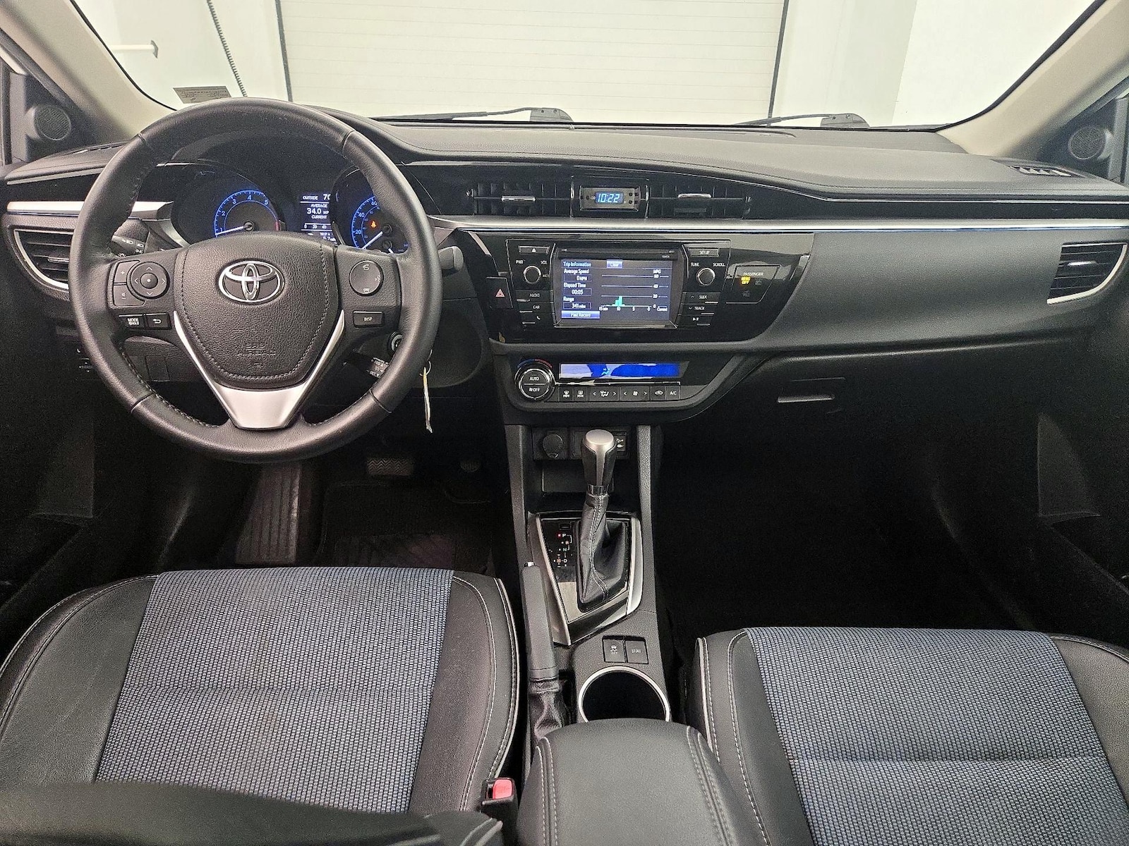 2016 Toyota Corolla S - Photo 10