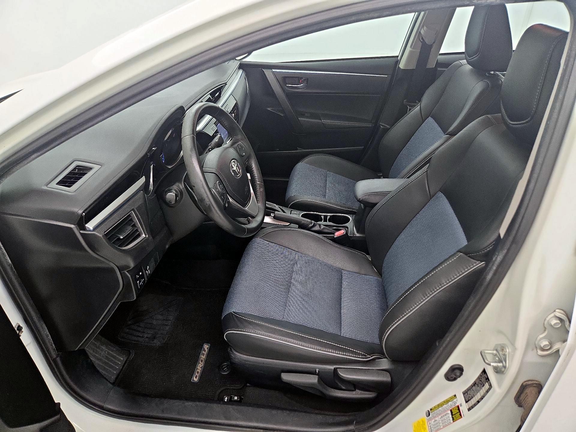 Thumbnail: 2016 Toyota Corolla - 11