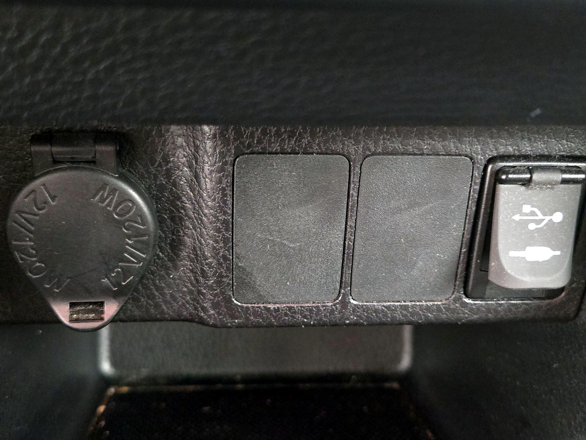 Thumbnail: 2016 Toyota Corolla - 18