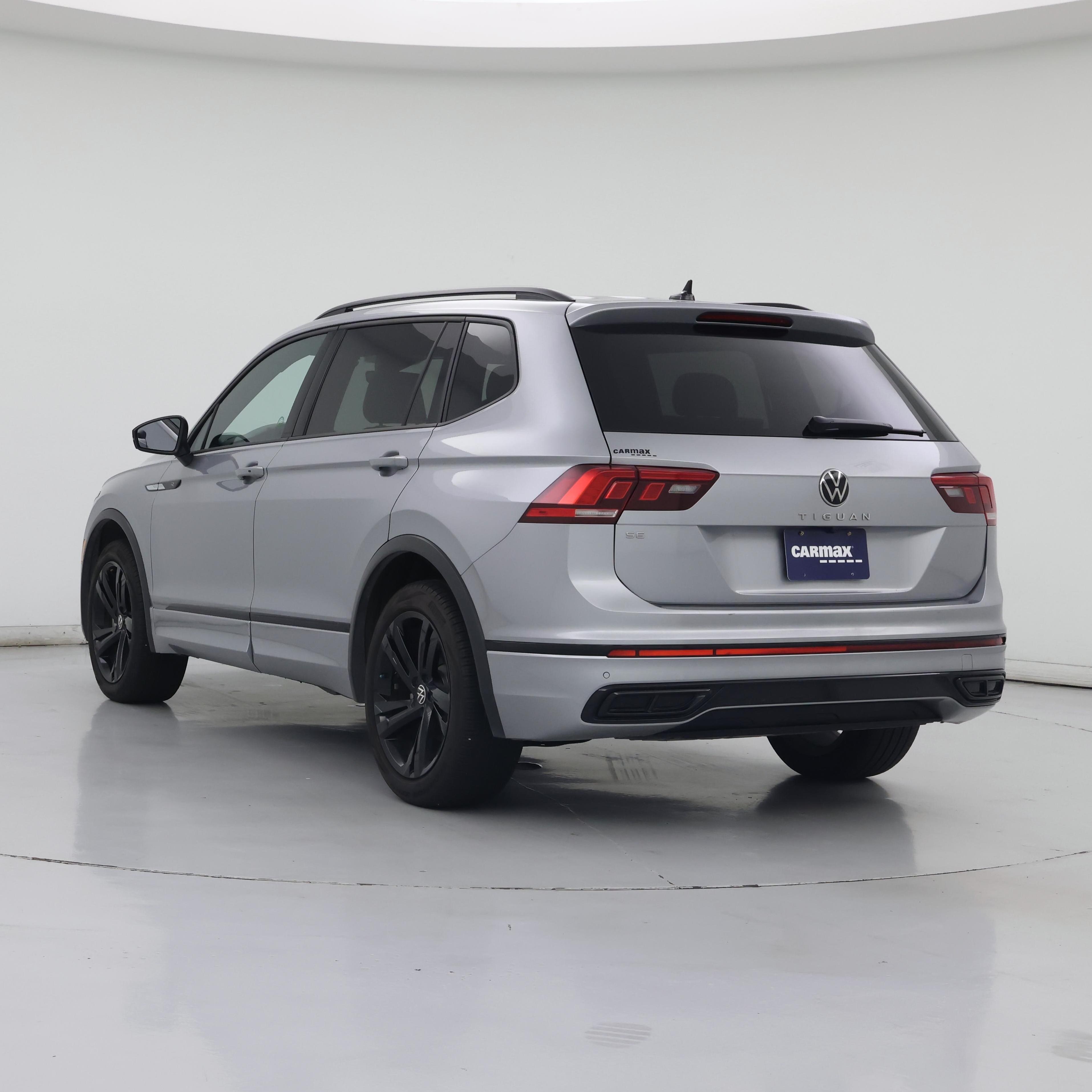 Thumbnail: 2023 Volkswagen Tiguan - 2