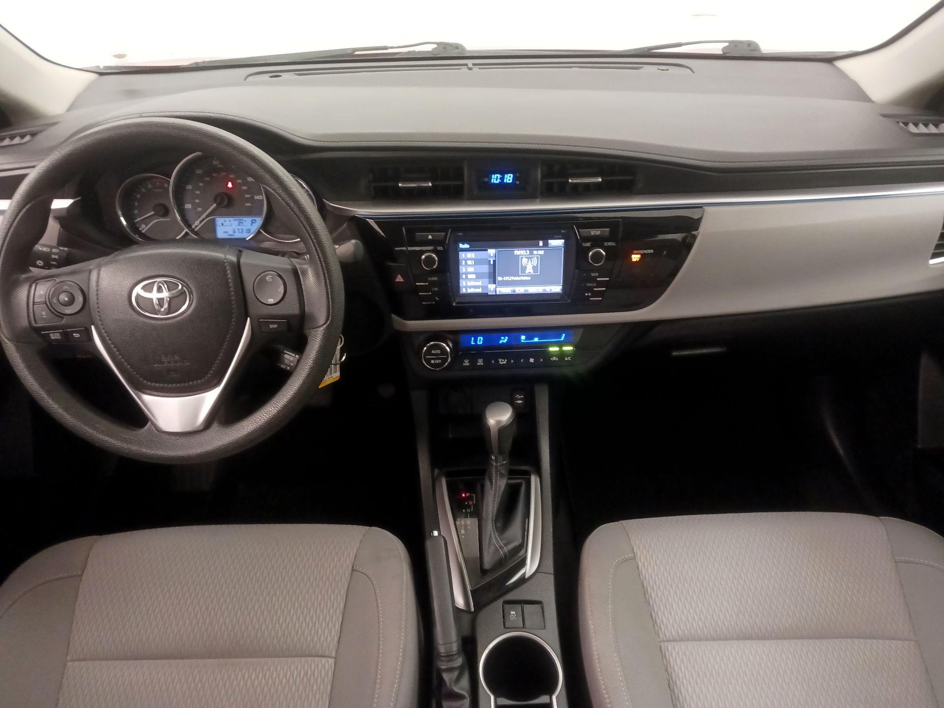 Thumbnail: 2014 Toyota Corolla - 9