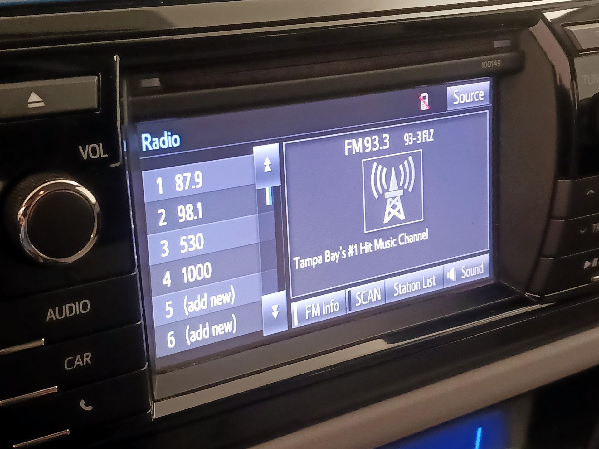 Thumbnail: 2014 Toyota Corolla - 15