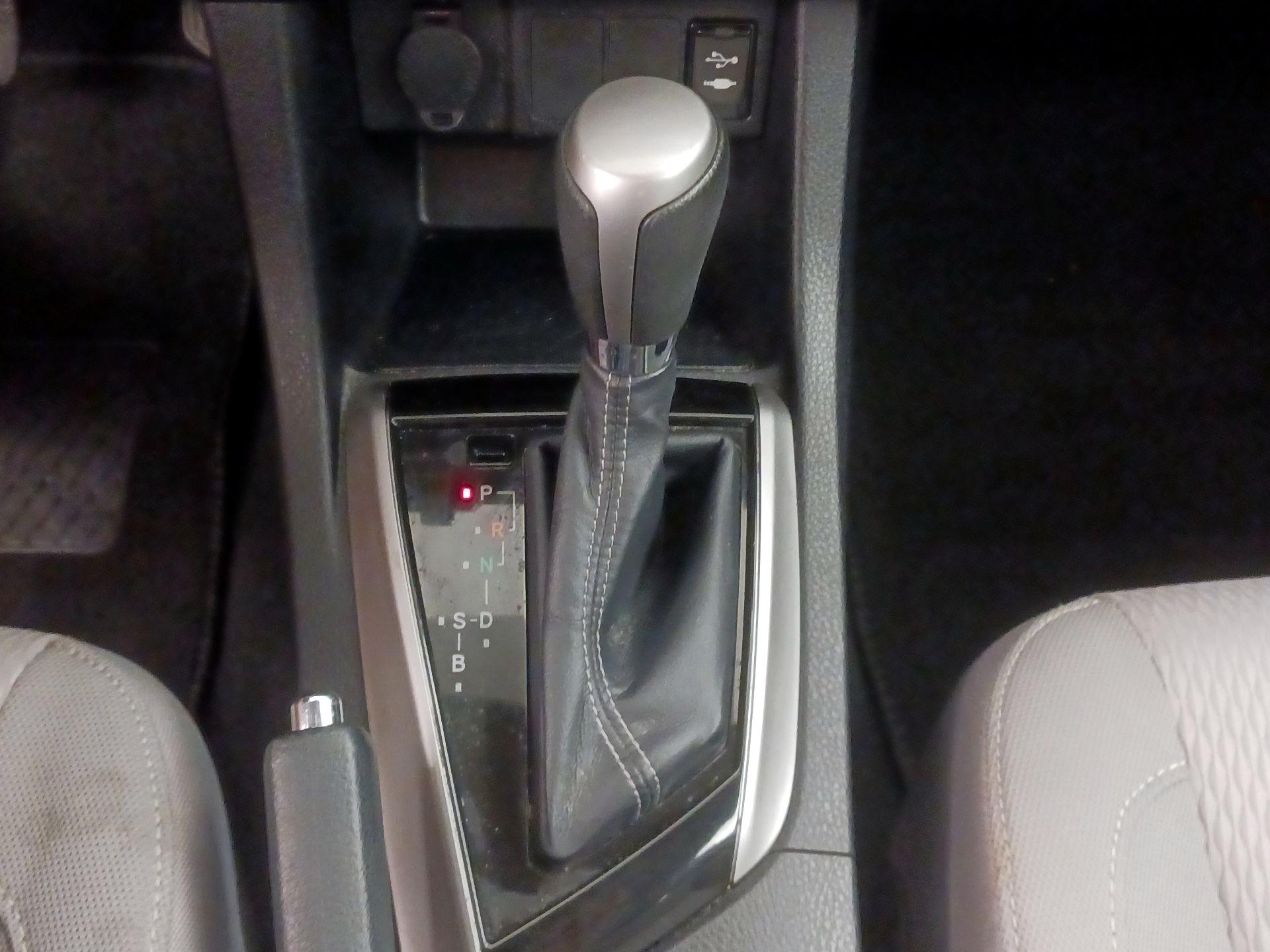 Thumbnail: 2014 Toyota Corolla - 17