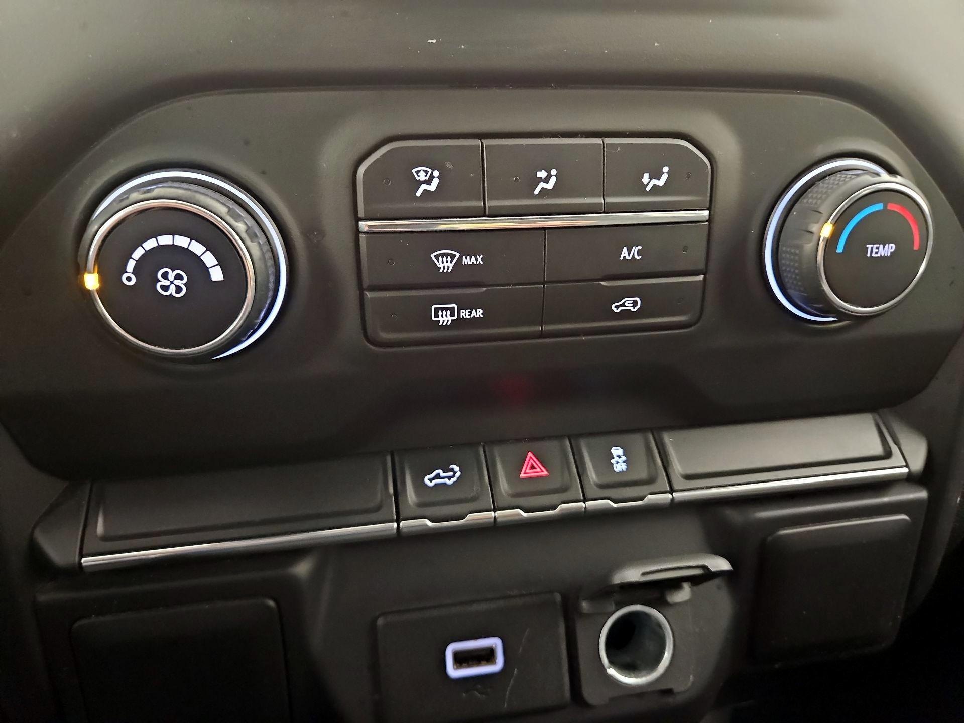 Thumbnail: 2020 Chevrolet Silverado 1500 - 16