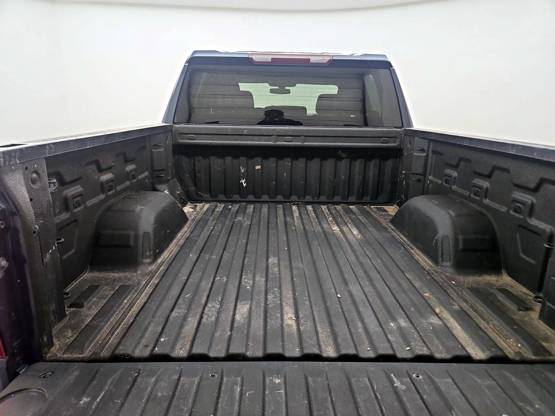 Thumbnail: 2020 Chevrolet Silverado 1500 - 20