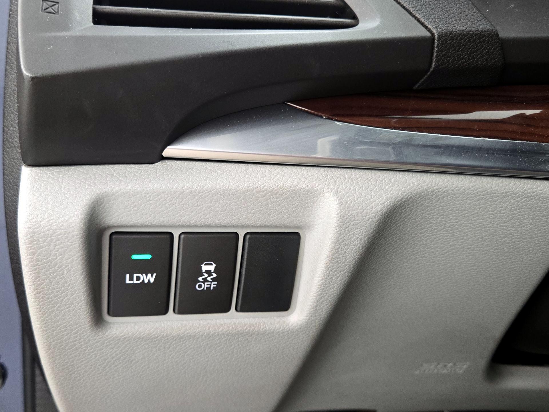 Thumbnail: 2014 Acura MDX - 13