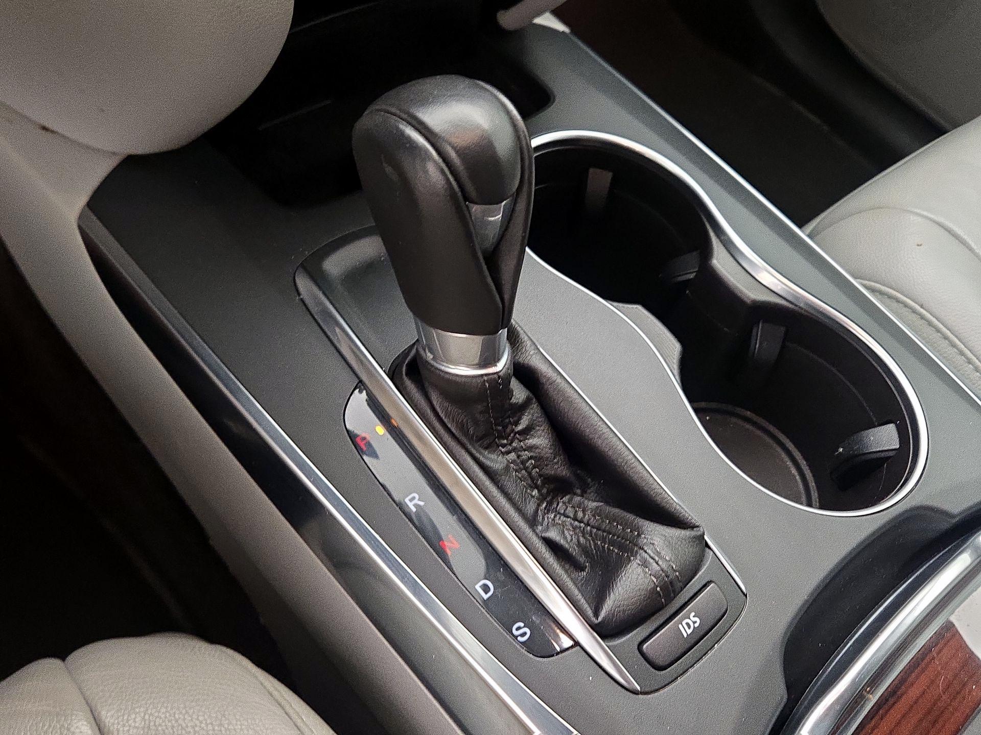 Thumbnail: 2014 Acura MDX - 18