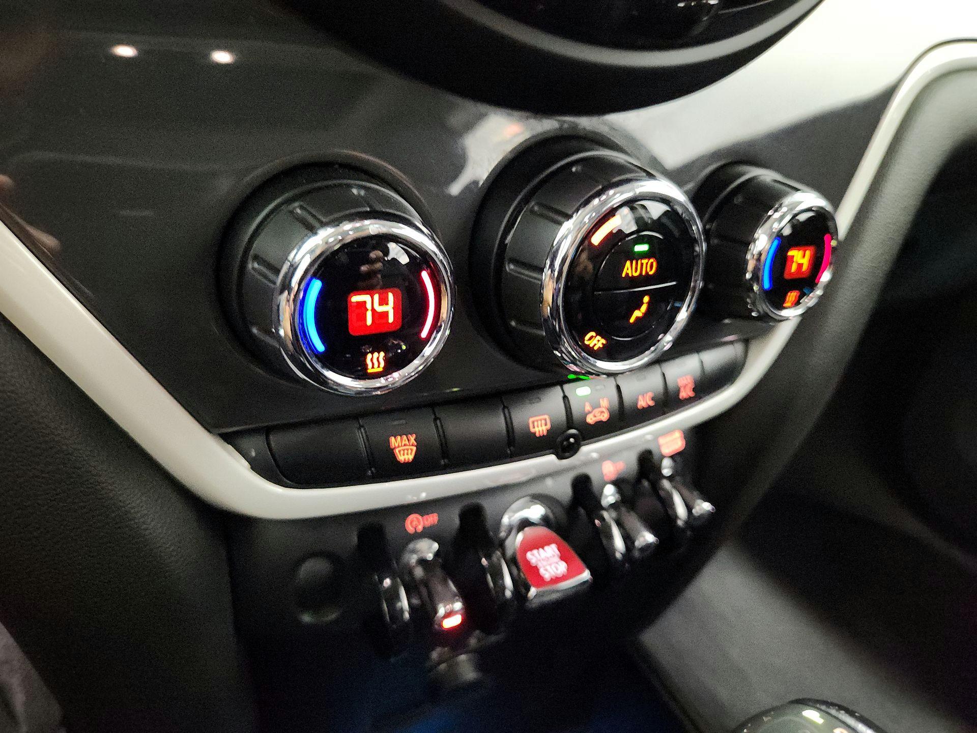 Thumbnail: 2018 MINI Cooper Countryman - 16