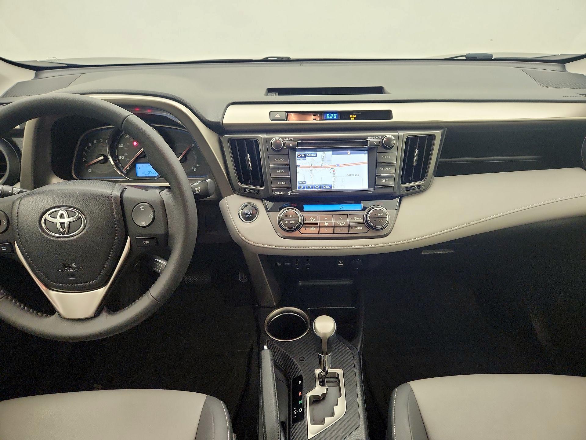 Thumbnail: 2015 Toyota RAV4 - 9