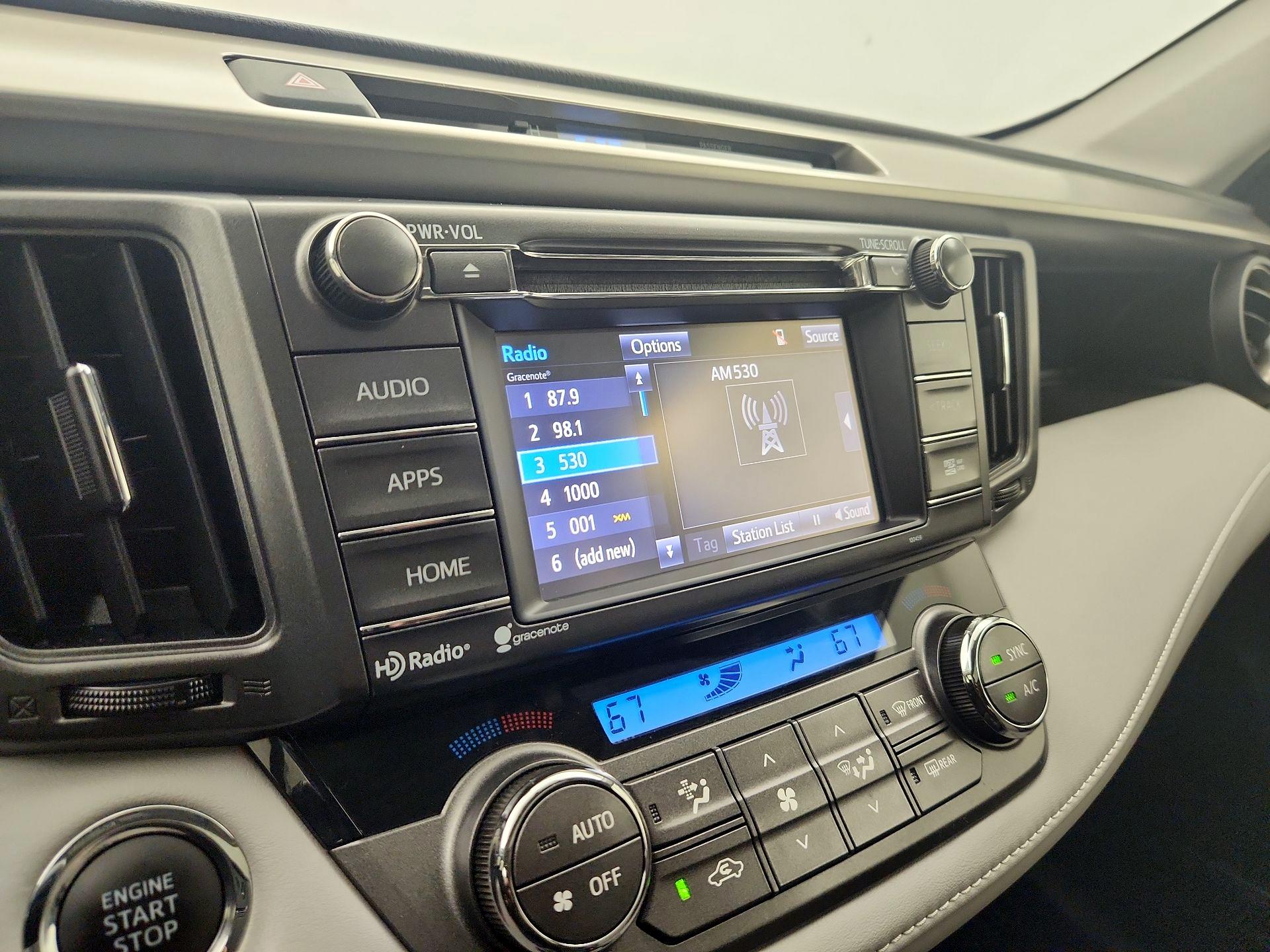 Thumbnail: 2015 Toyota RAV4 - 16