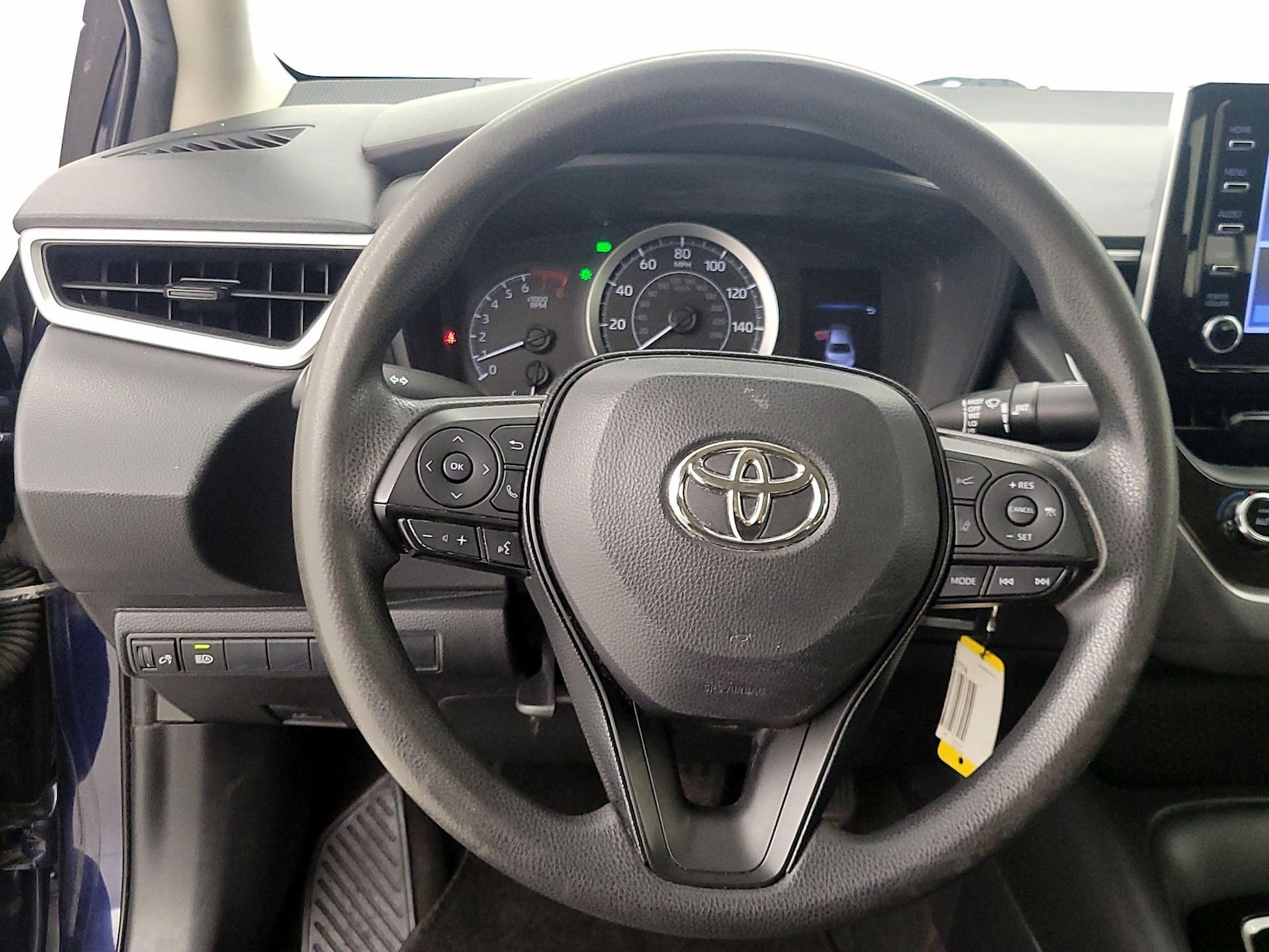 2020 Toyota Corolla LE - Photo 11