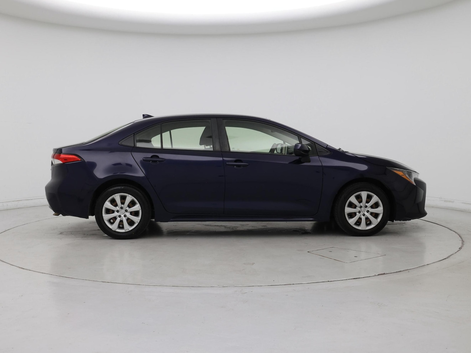 2020 Toyota Corolla LE - Photo 8