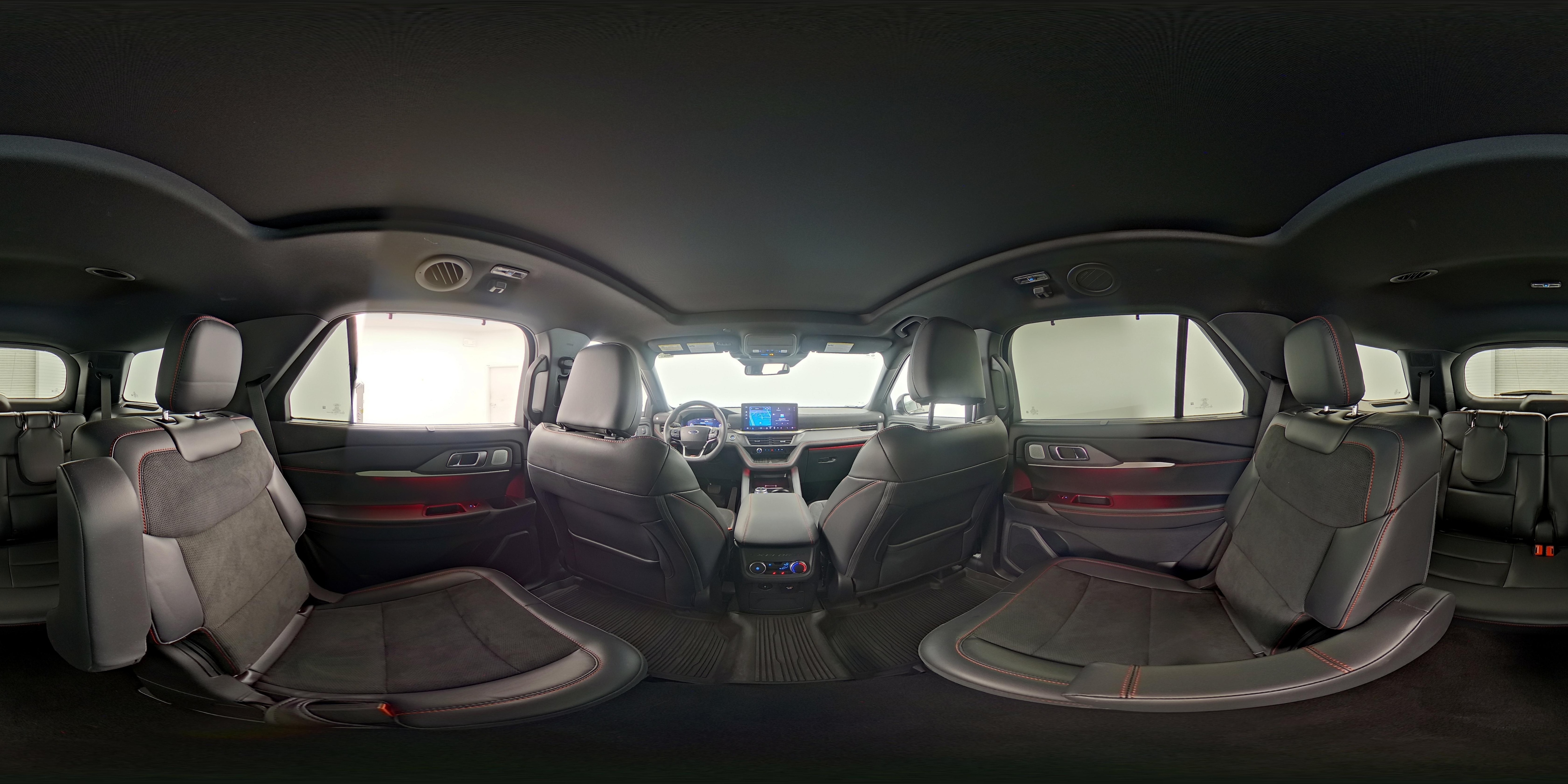 2025 Ford Explorer ST - Photo 29