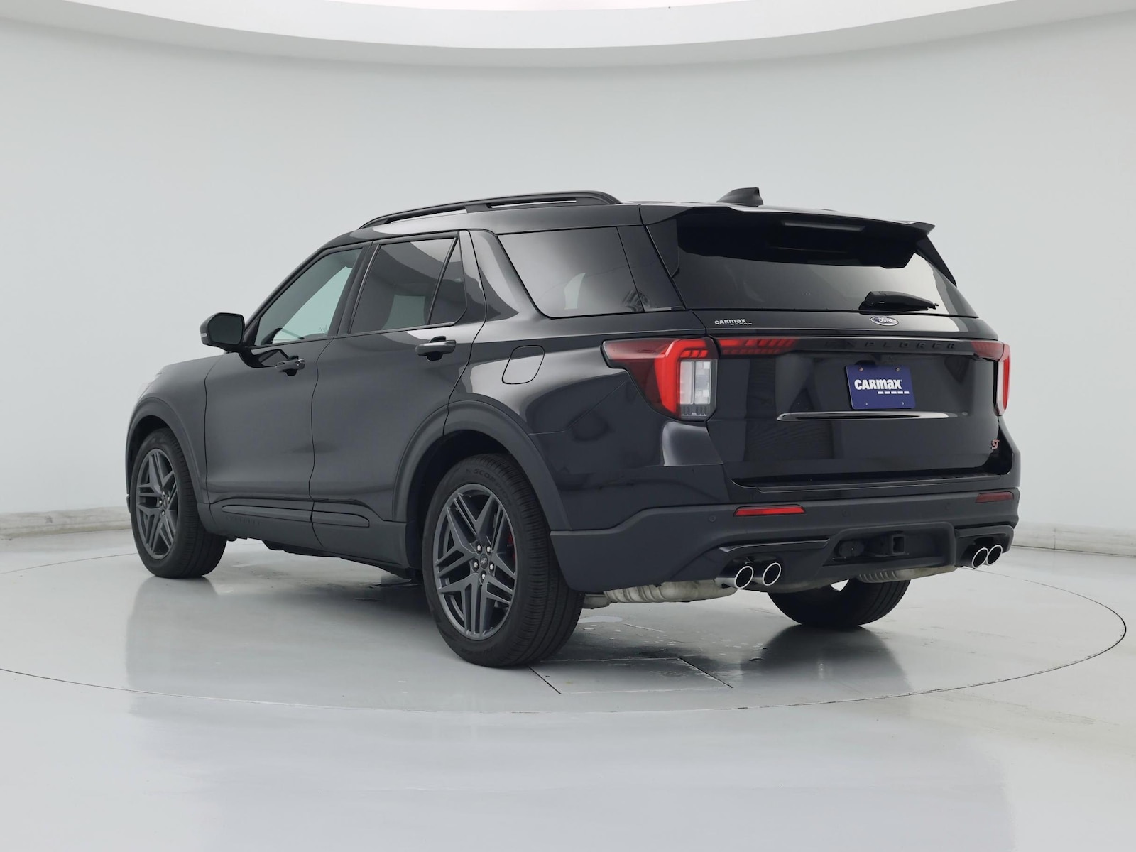 2025 Ford Explorer ST - Photo 3