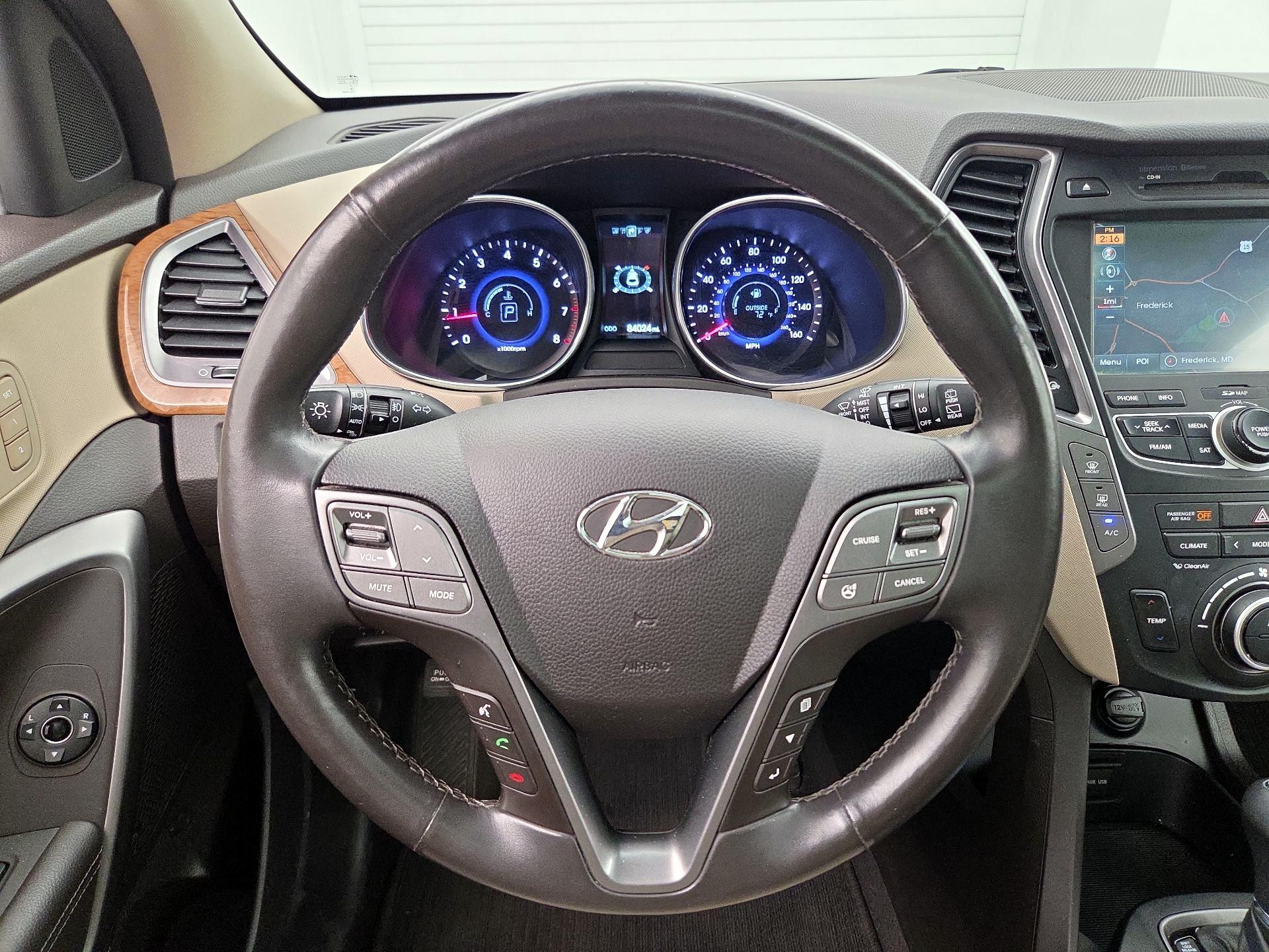 Thumbnail: 2015 Hyundai Santa Fe - 10