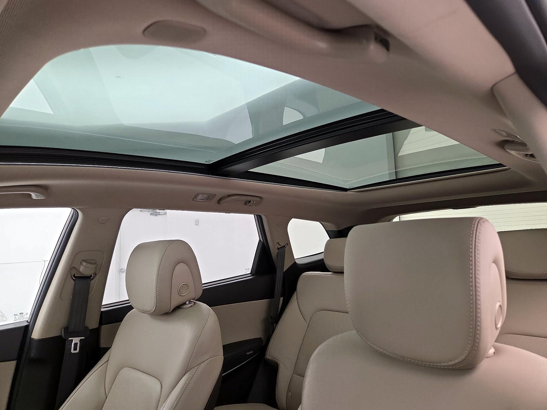 Thumbnail: 2015 Hyundai Santa Fe - 20