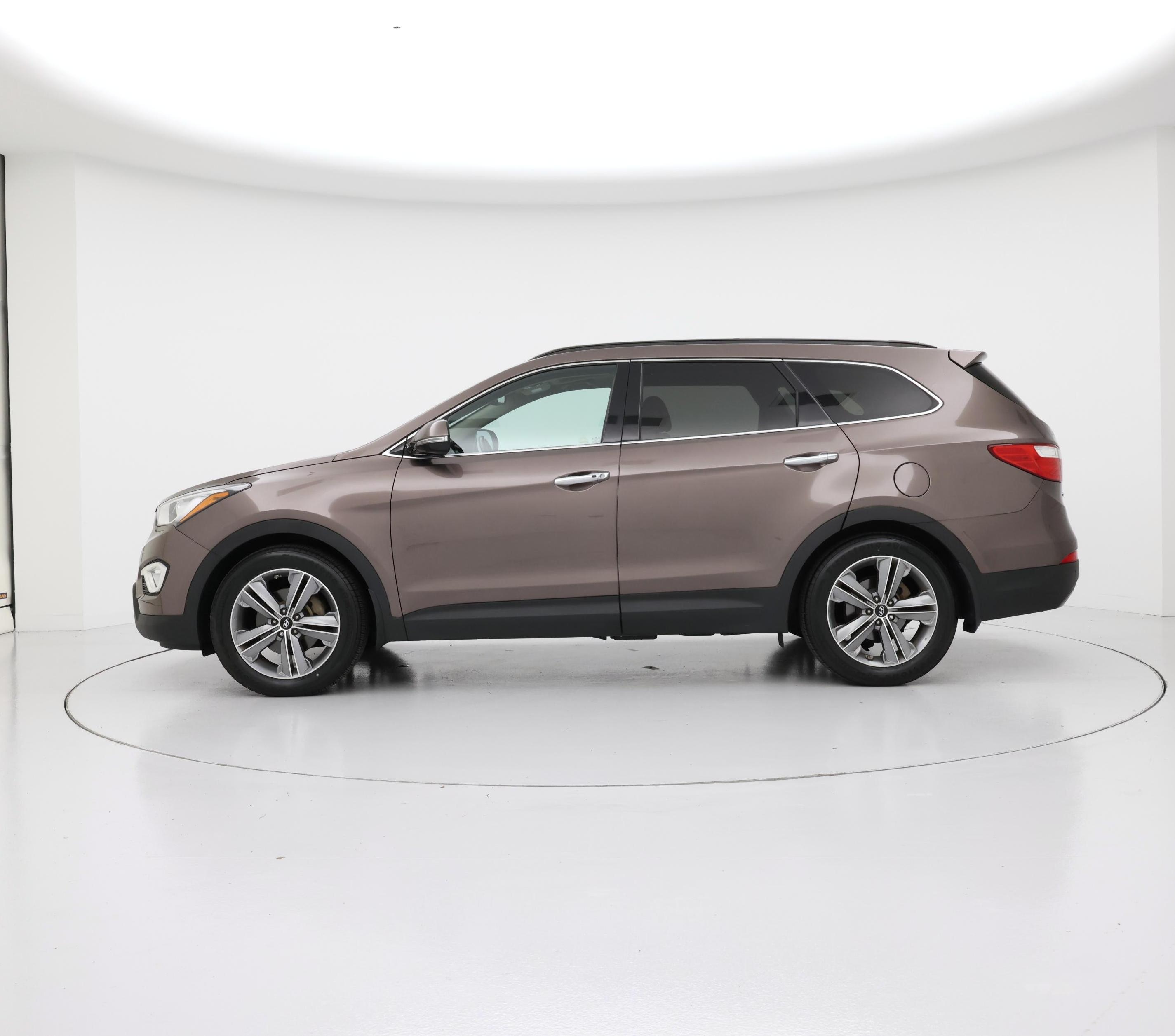 Thumbnail: 2015 Hyundai Santa Fe - 3