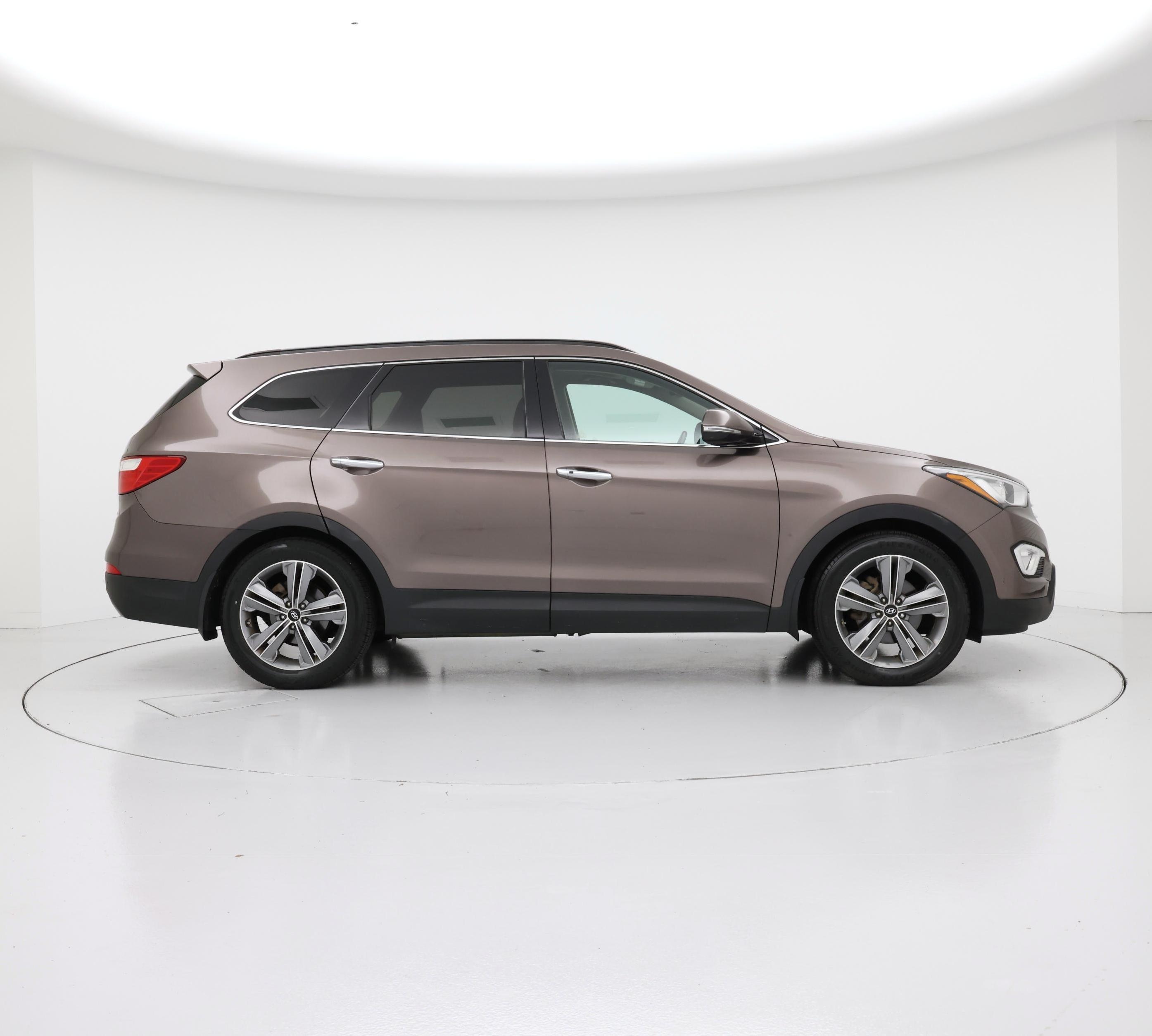 Thumbnail: 2015 Hyundai Santa Fe - 7